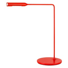 Lampe de bureau Lumina Flo rouge mat par Foster+Partners