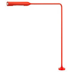 Lampe de table Lumina Flo avec œillet F20 en rouge mat par Foster+Partners