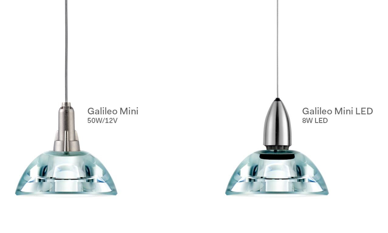 Suspension with diffuser made of crystal (35mm thick) very accurately shaped, working as an optical lens. Metal parts are made of die-cast aluminum. The decentralizing kit is always included.

 LED mini dimmable
0–10V or push button
Source:
1