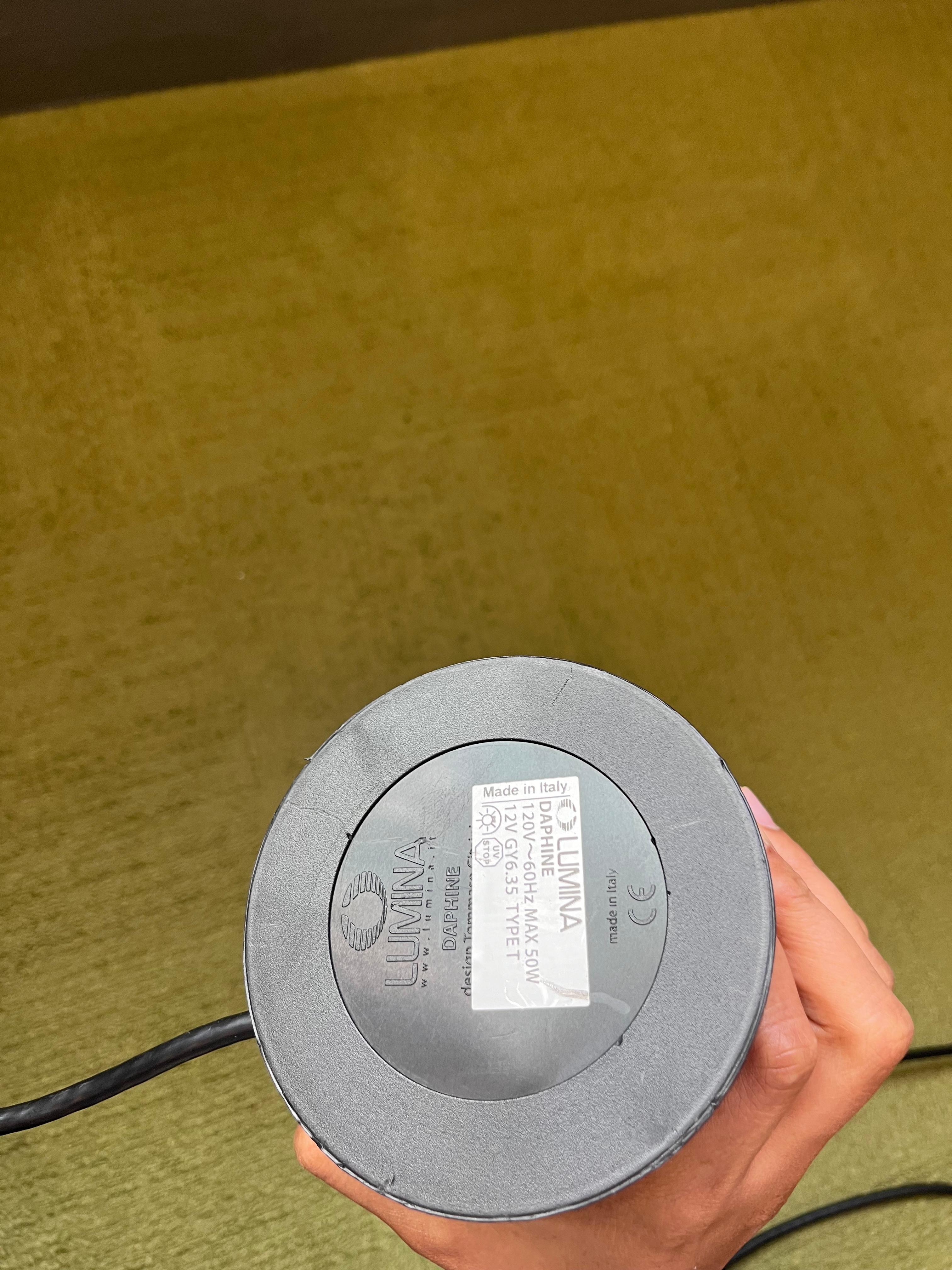 Lumina Halogen-Schreibtischlampe aus schwarzem Daphin von Tommaso Cimini in STOCK im Zustand „Gut“ im Angebot in New York, NY
