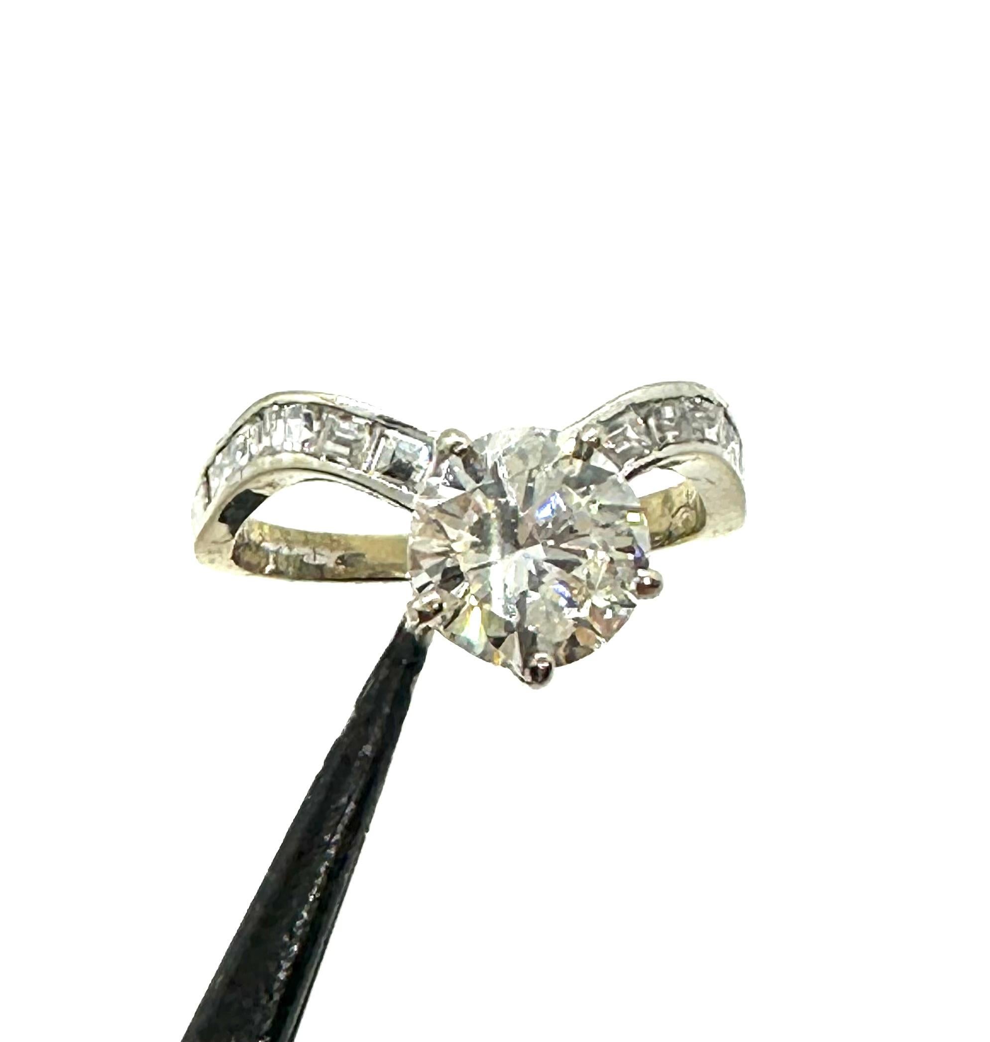 Bright engagement ring with diamond ct. 1.73 For Sale 3