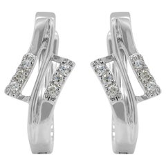 Boucles d'oreilles lumineuses en or blanc 10 carats avec diamants naturels 0,06 carat