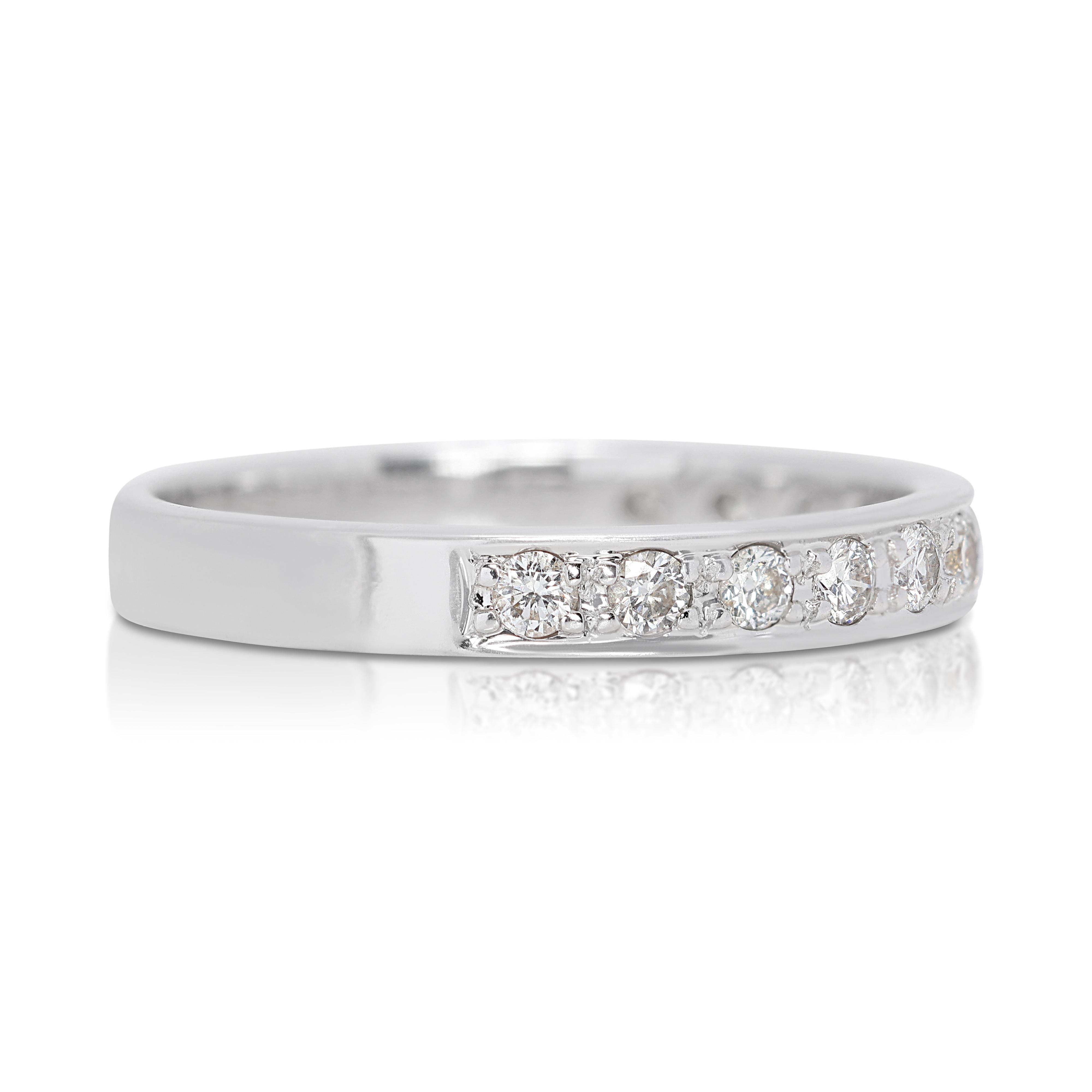  Luminous 0.18ct Diamonds Half Eternity Ring in 18K White Gold In Excellent Condition For Sale In רמת גן, IL