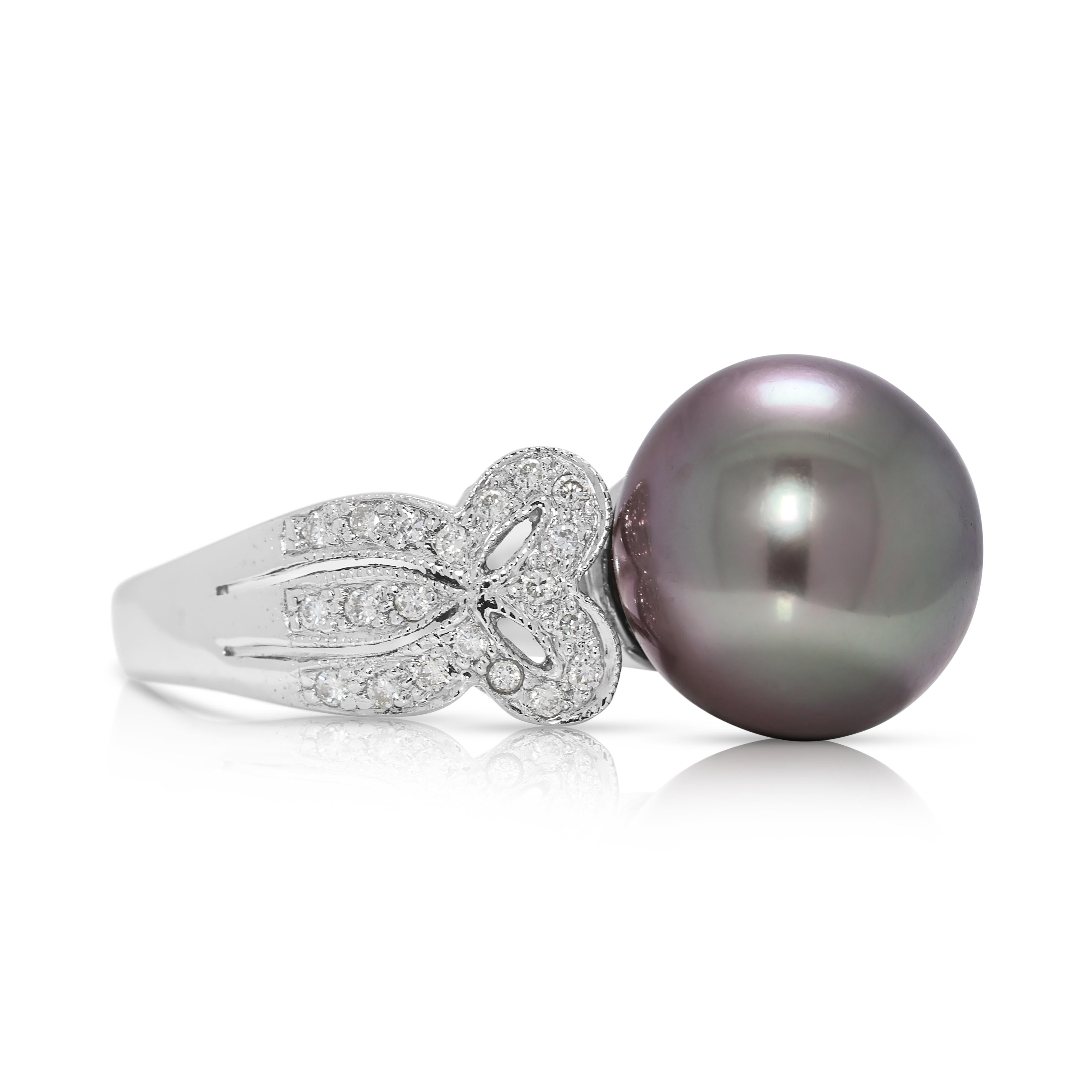 Luminous 0,21ct Naturdiamant & gräuliche schwarze Perle in 18K Weißgold Ring im Zustand „Hervorragend“ im Angebot in רמת גן, IL