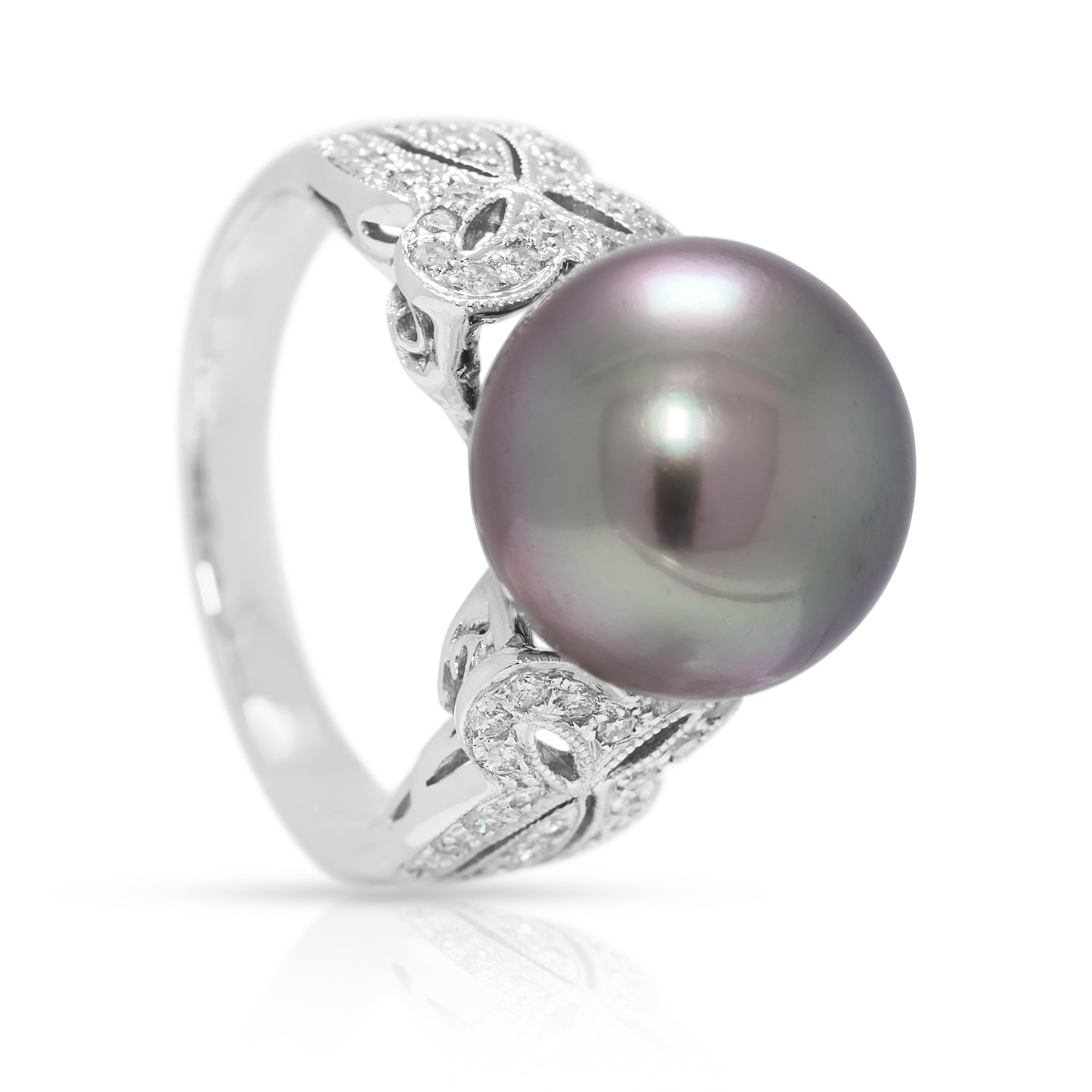 Luminous 0,21ct Naturdiamant & gräuliche schwarze Perle in 18K Weißgold Ring im Angebot 1