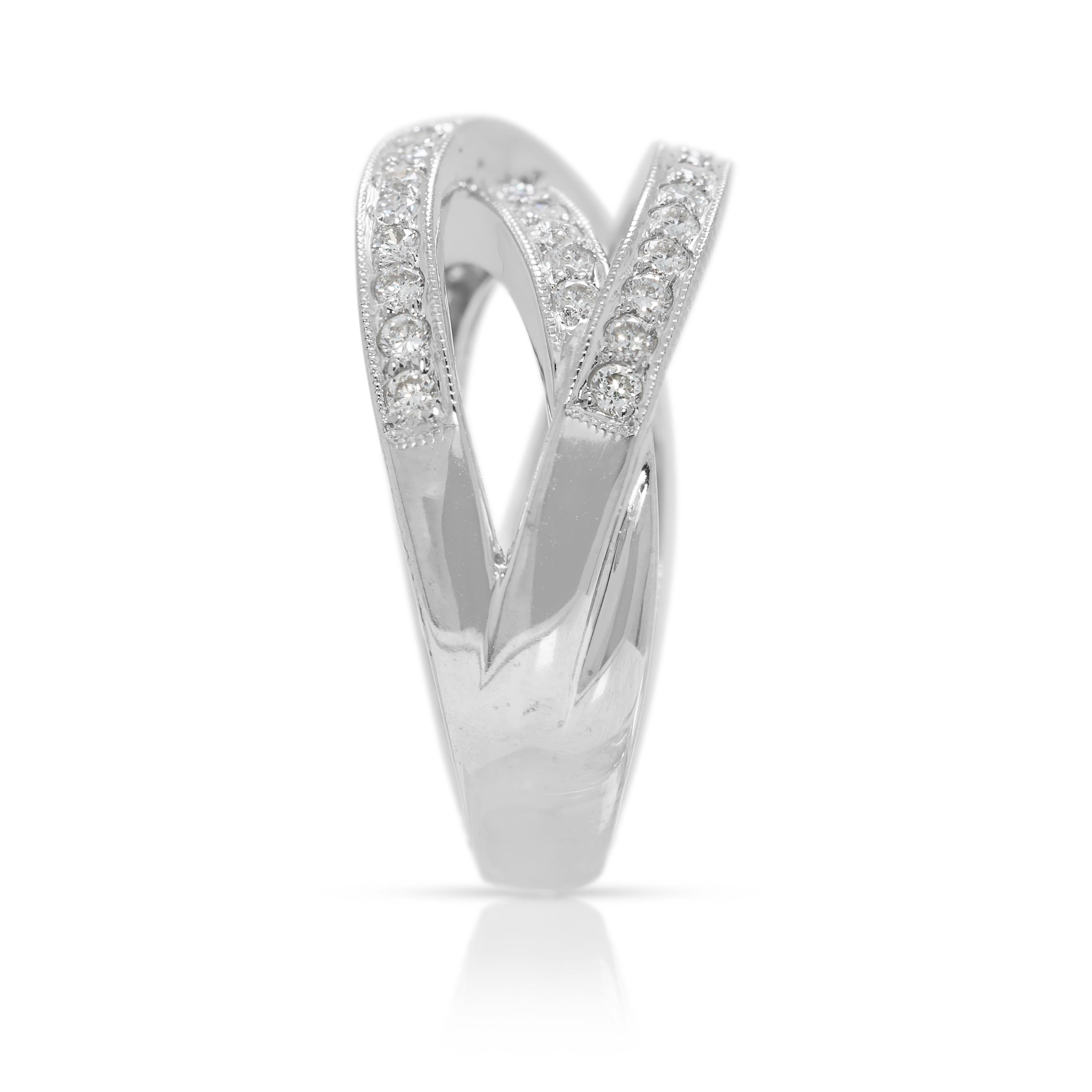 Luminous 0.48ct Natural Diamond Crossover Ring in 18K White Gold In Excellent Condition For Sale In רמת גן, IL