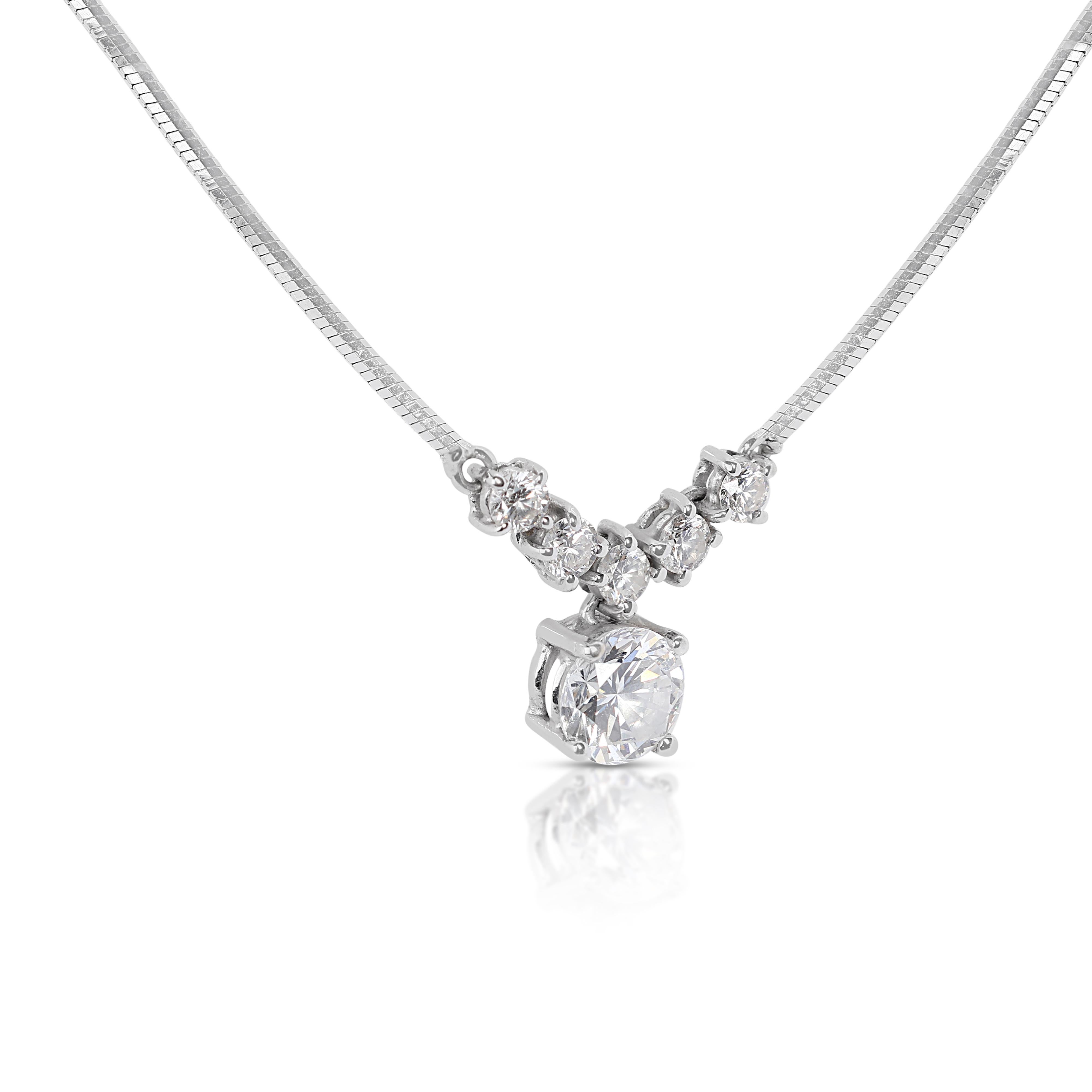 Round Cut Luminous 0.50ct Diamonds Necklace in 18K White Gold For Sale