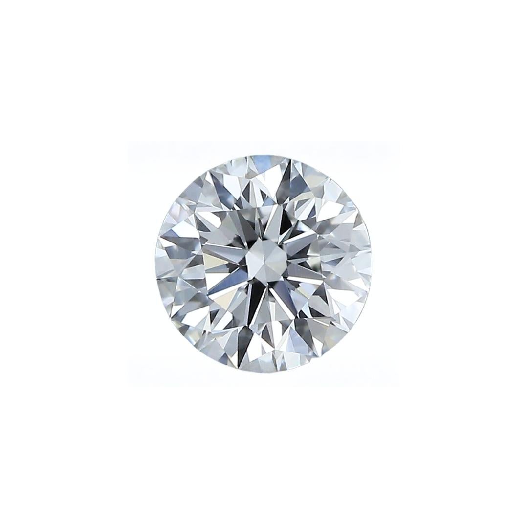Luminous 0.56ct Natural Round-Shaped Diamond - GIA Certified For Sale 3