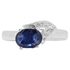 Luminous 0.76 carat Sapphire Ring with Natural Diamonds in 18K White Gold
