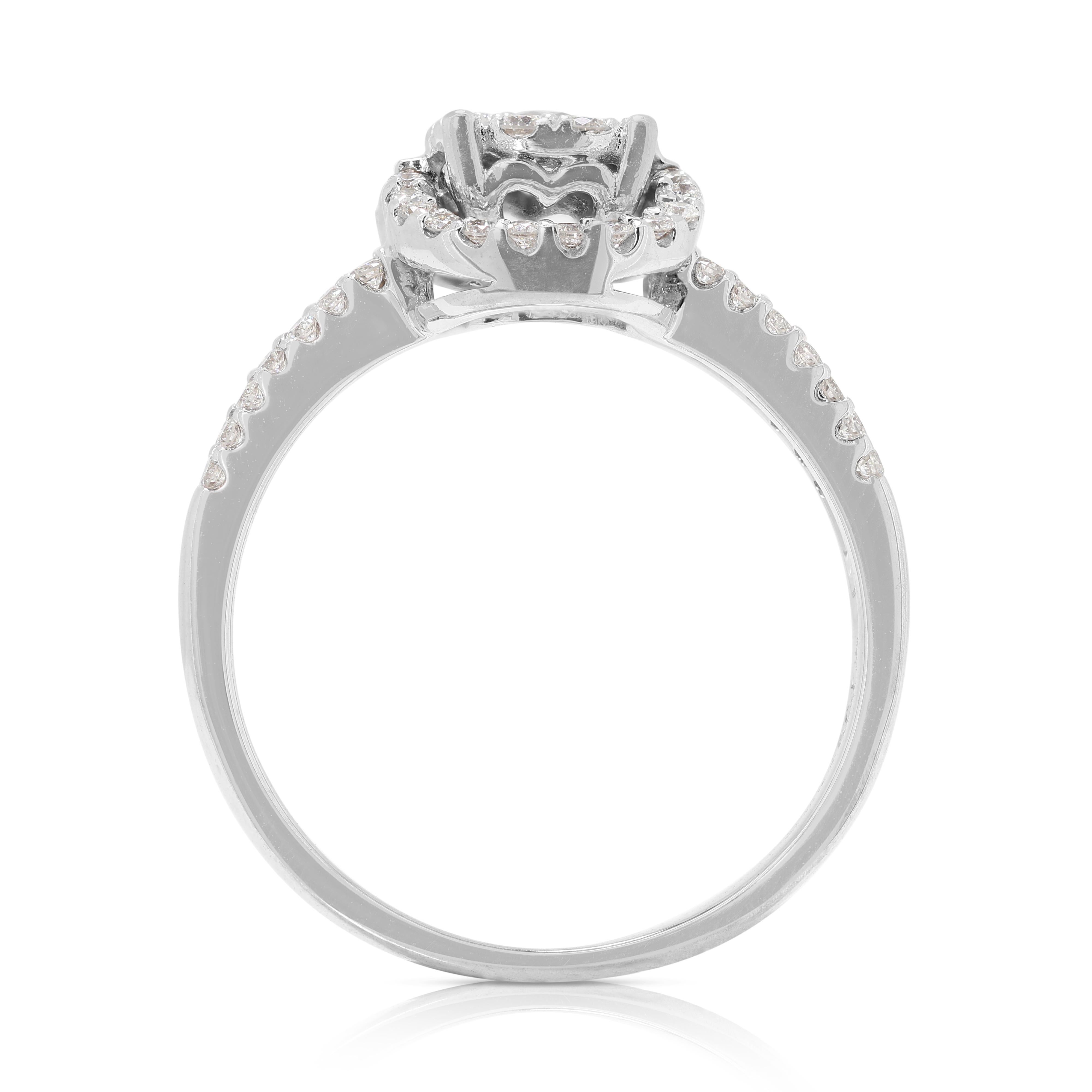 Luminous 0.77ct Round Brilliant Diamond Cluster Ring in 18K White Gold For Sale 2