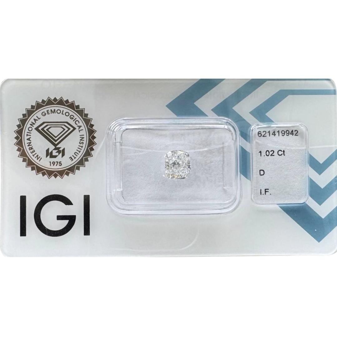 Luminous 1 pc Ideal Cut Natural Diamond w/1.02 ct - IGI Certified 

Introducing a diamond of unparalleled beauty and perfection, this 1.02-carat cushion cut diamond stands as a pinnacle of elegance and timeless allure. Each aspect of this diamond's