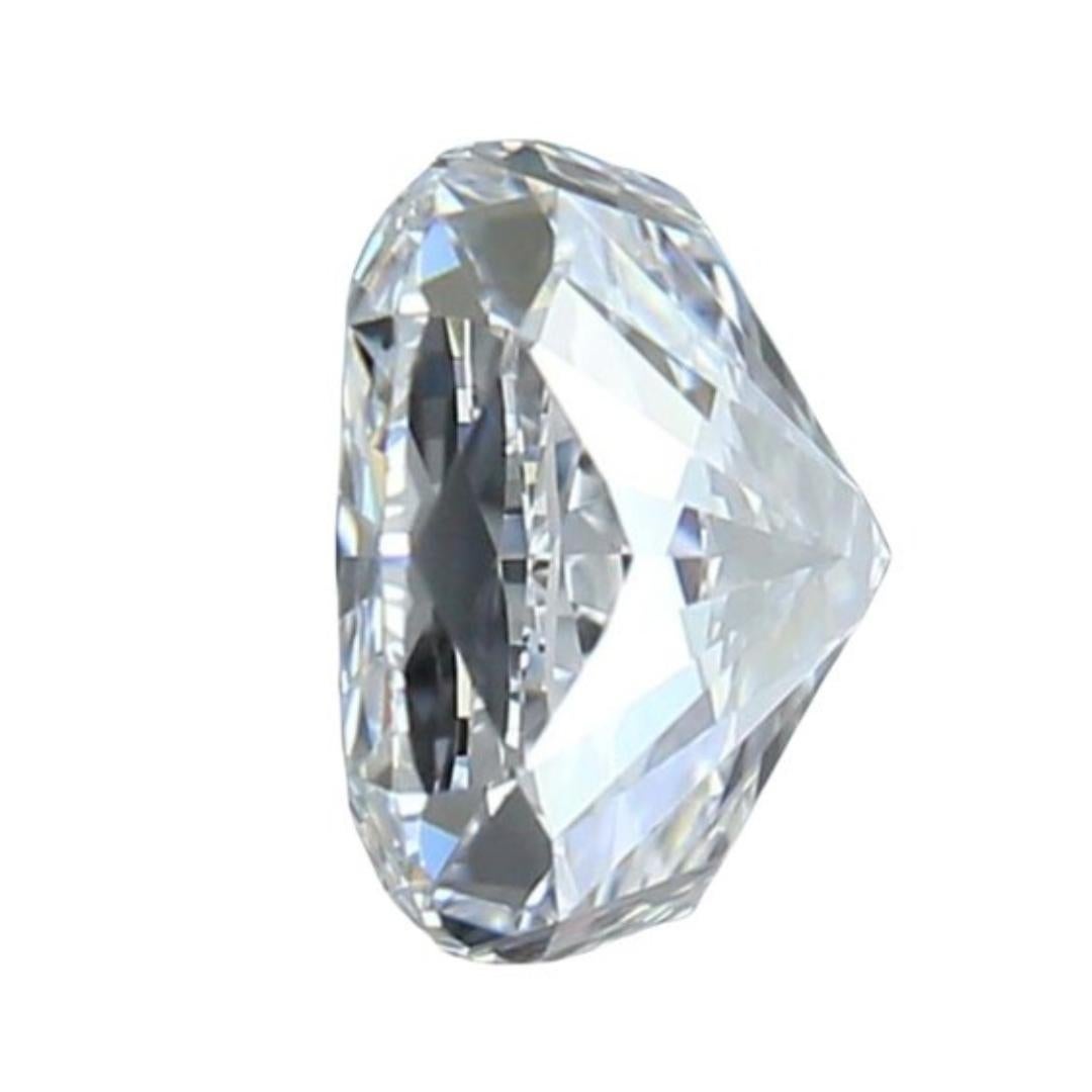 Luminous 1 pc Ideal Cut Natural Diamond w/1.02 ct - IGI Certified  In New Condition For Sale In רמת גן, IL