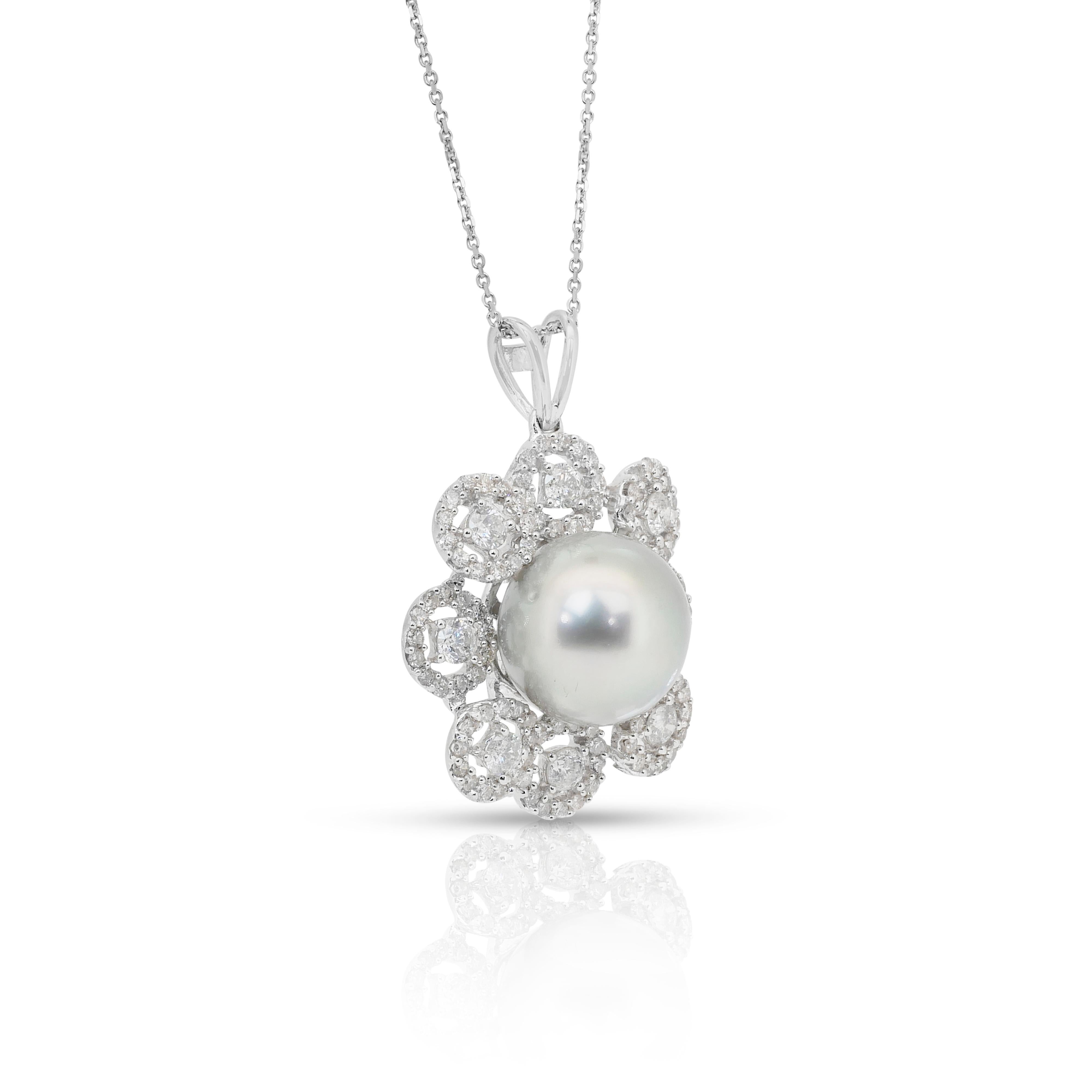 Luminous 11.88ct Tahitian Salt Walter Perle und Diamanten Halskette (Rundschliff) im Angebot
