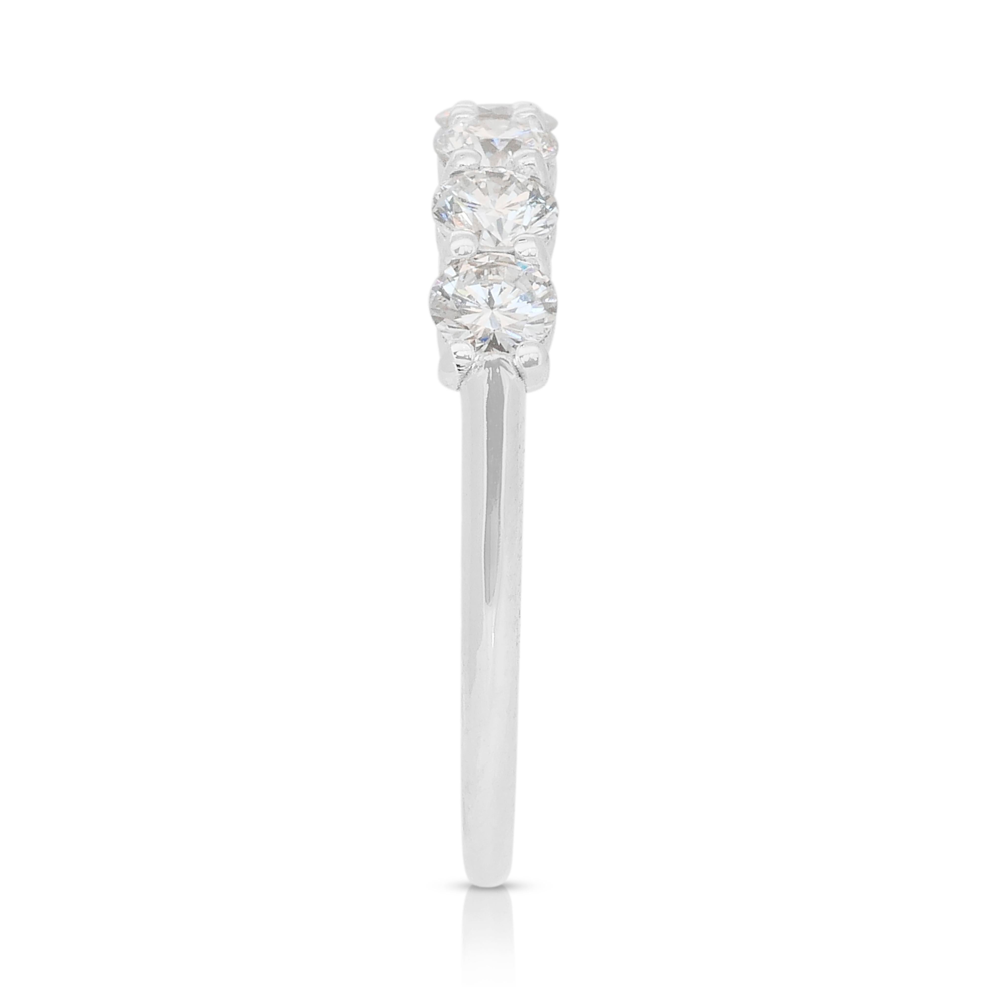 Donna Anello Luminoso con 1,18ct di diamanti naturali in oro bianco 18k - Certificato IGI in vendita