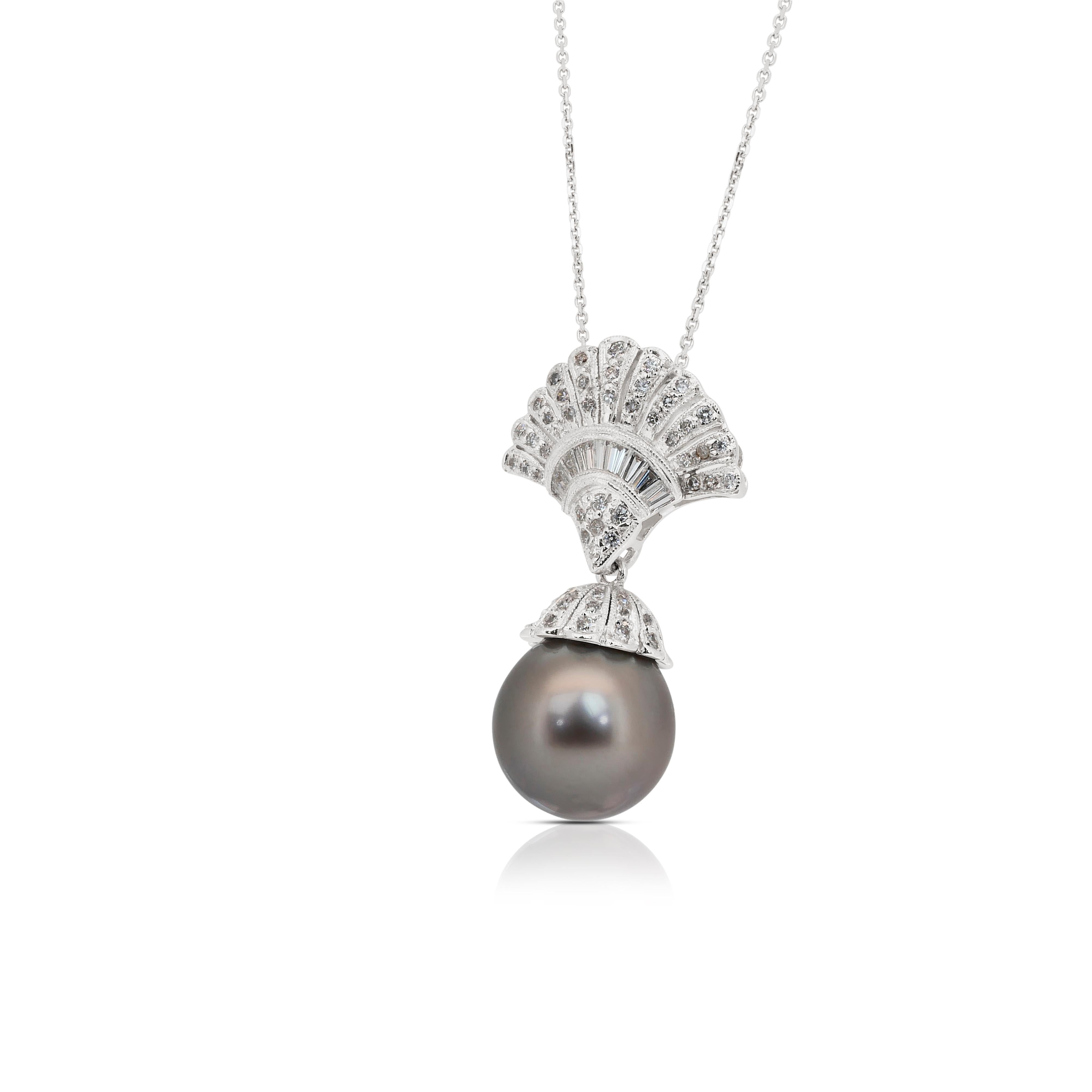 Collana Luminosa con perle di coltura di Tahiti e diamanti da 13,25 ct in oro bianco 18 carati in vendita 1