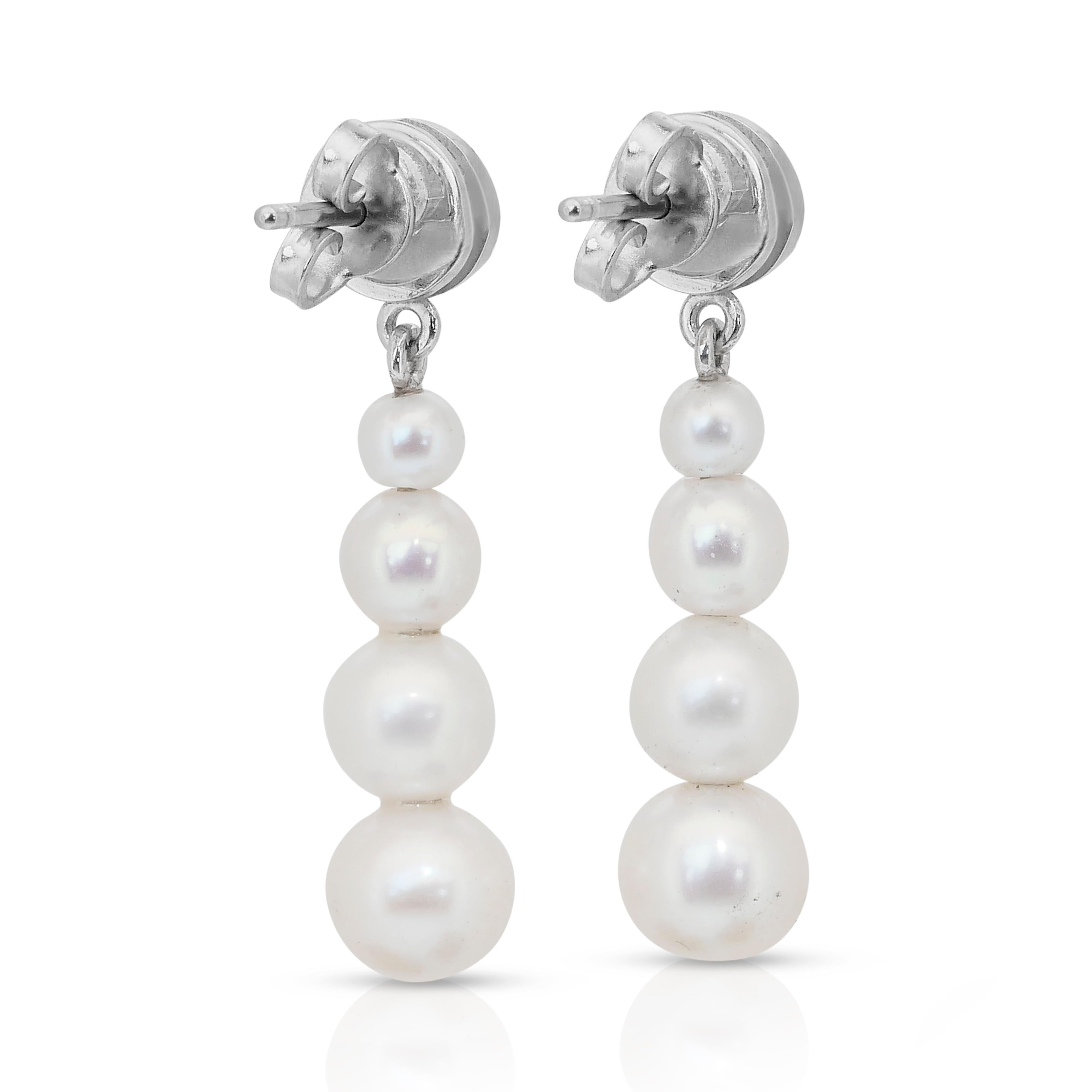 Women's Luminous 13.85ct Fresh Water Cultured Pearls and Diamonds Drop Earrings For Sale