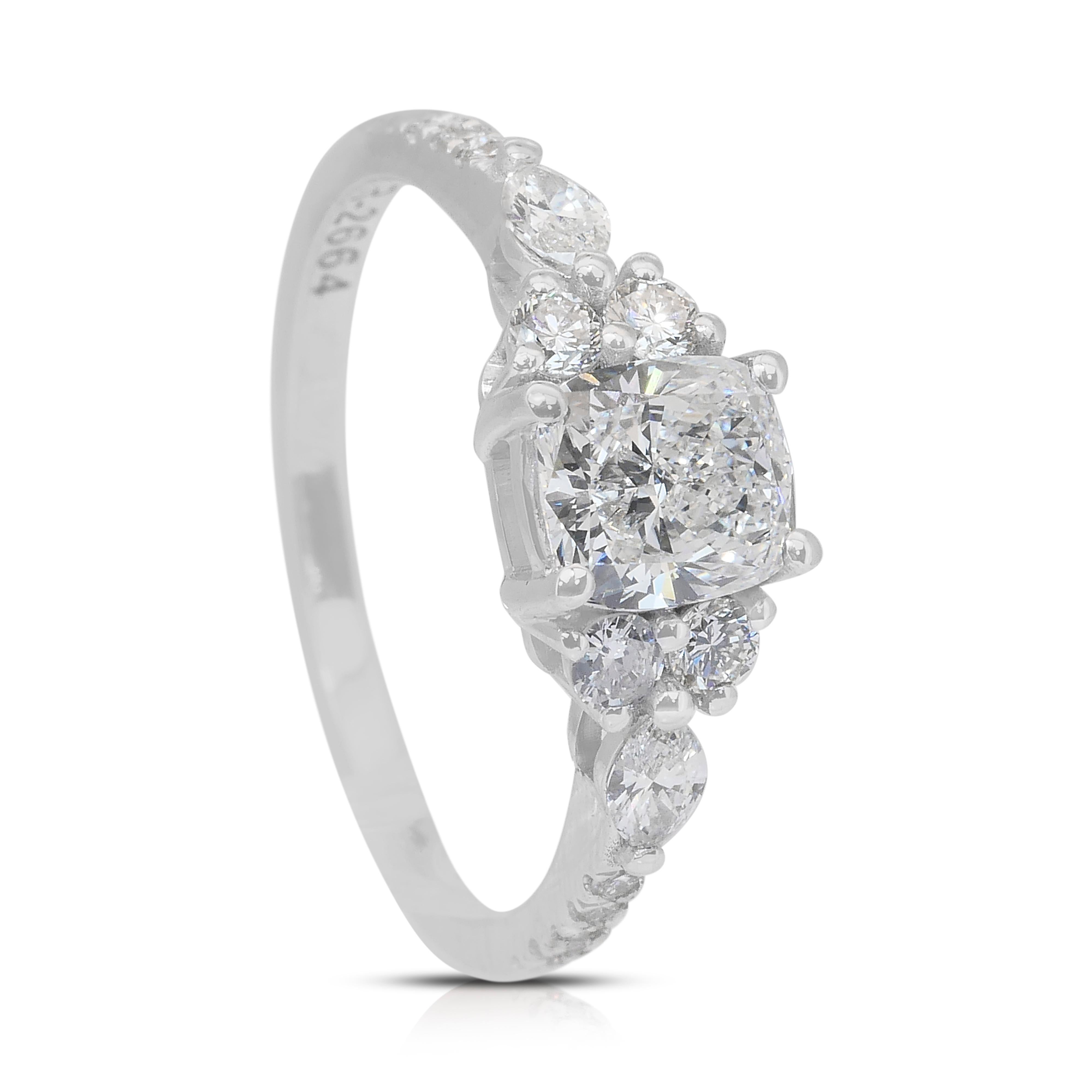 Luminous 1.43ct Diamonds Pave Ring in 18k White Gold - GIA Certified For Sale 3