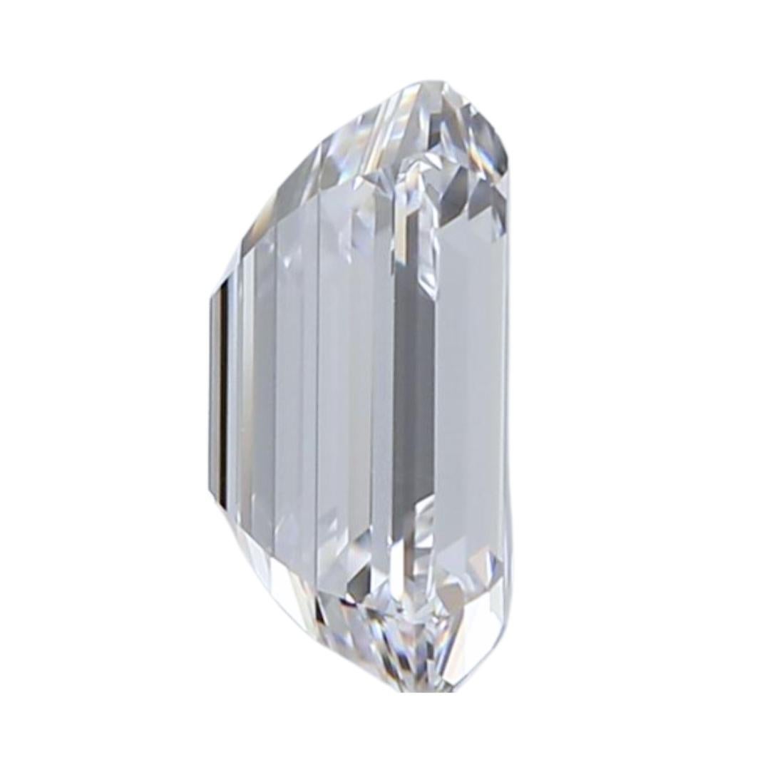Luminous 1.50ct Ideal Cut Emerald-Cut Diamond - GIA Certified In New Condition For Sale In רמת גן, IL
