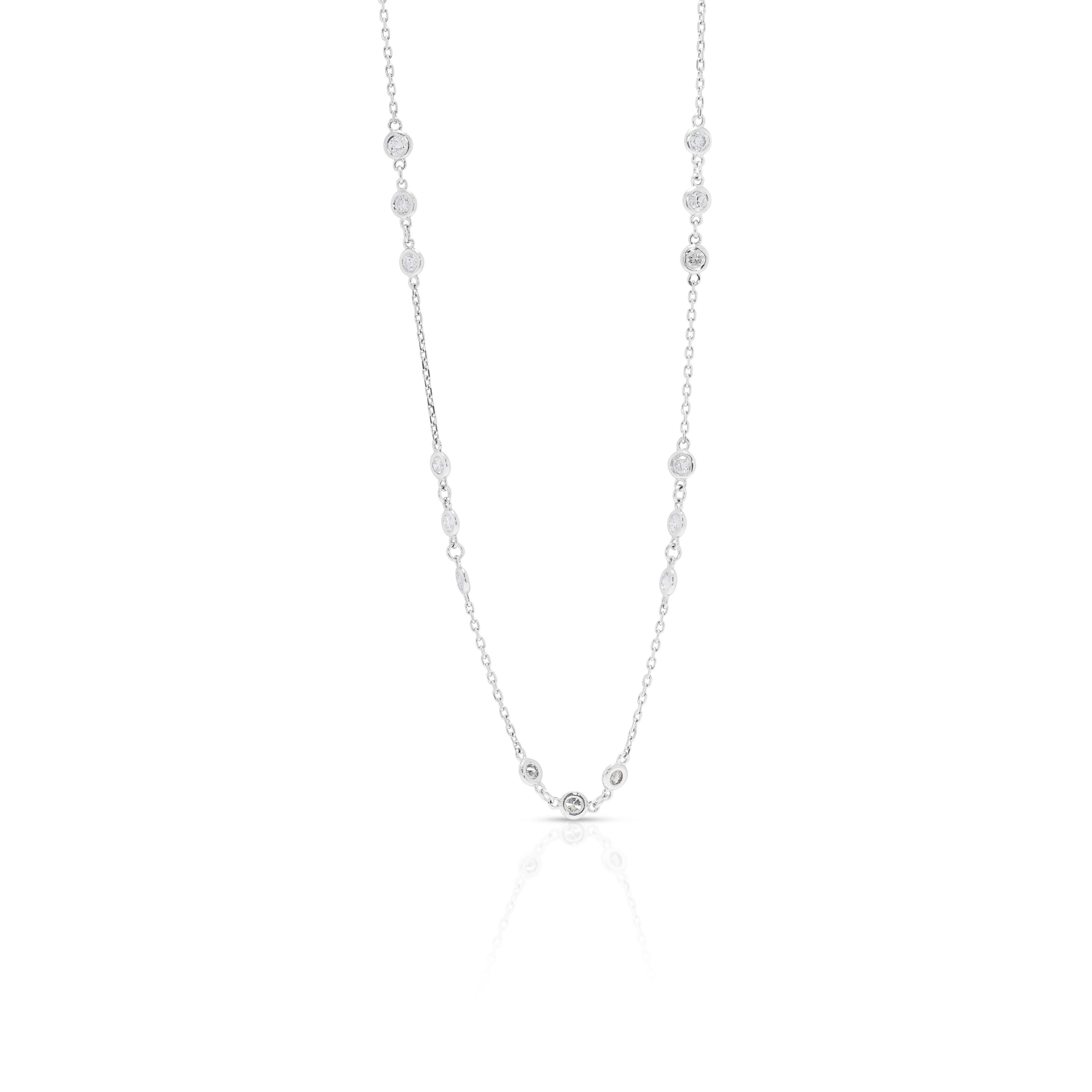 Luminous 1.5ct Natural Diamond Necklace in 14K White Gold In Excellent Condition For Sale In רמת גן, IL