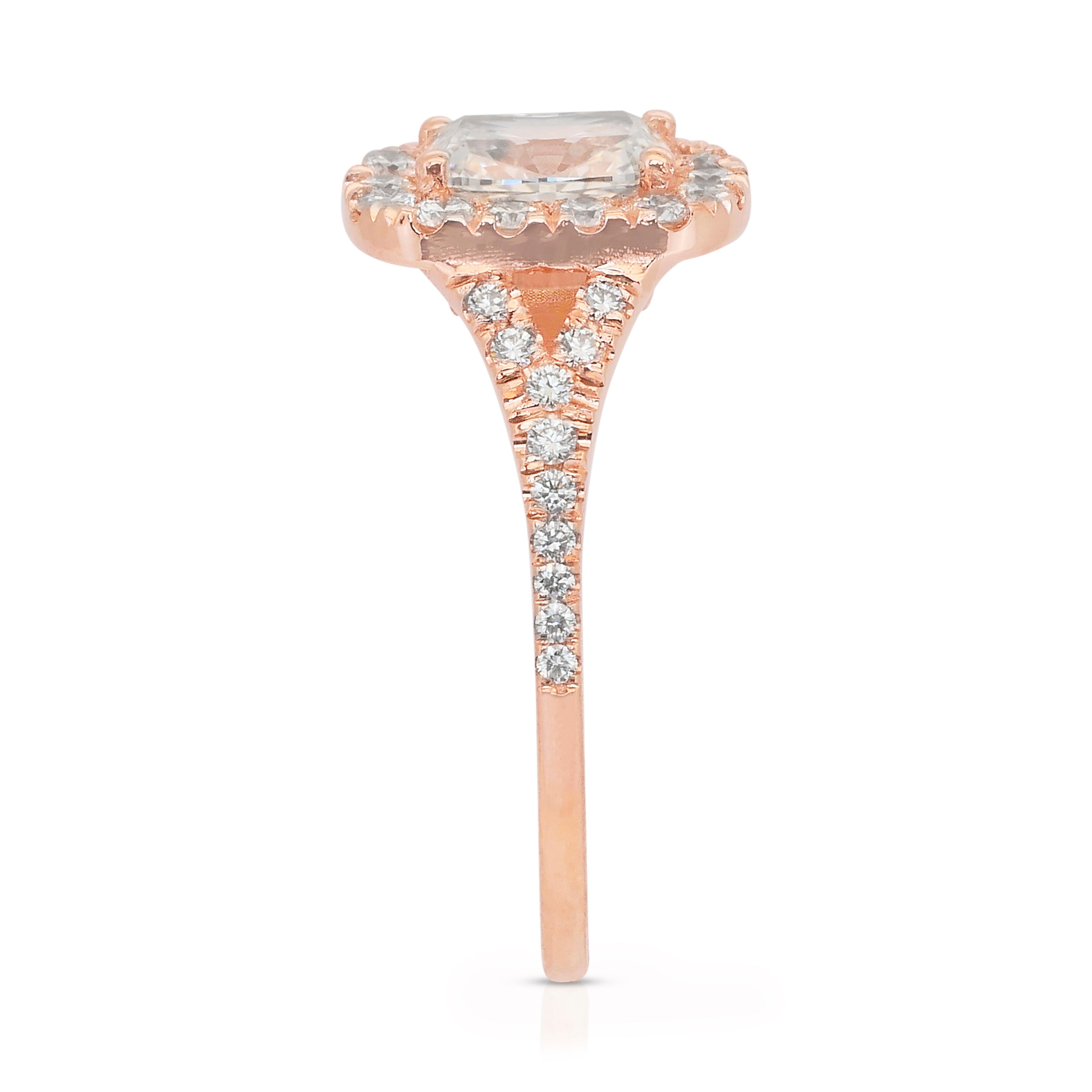 Luminous 1.64ct Diamonds Halo Ring in 18k Rose Gold - IGI Certified For Sale 2