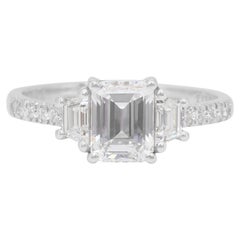 Luminous 1.65ct Diamonds 3-Stone Ring in 18k White Gold - IGI Certified (en anglais)