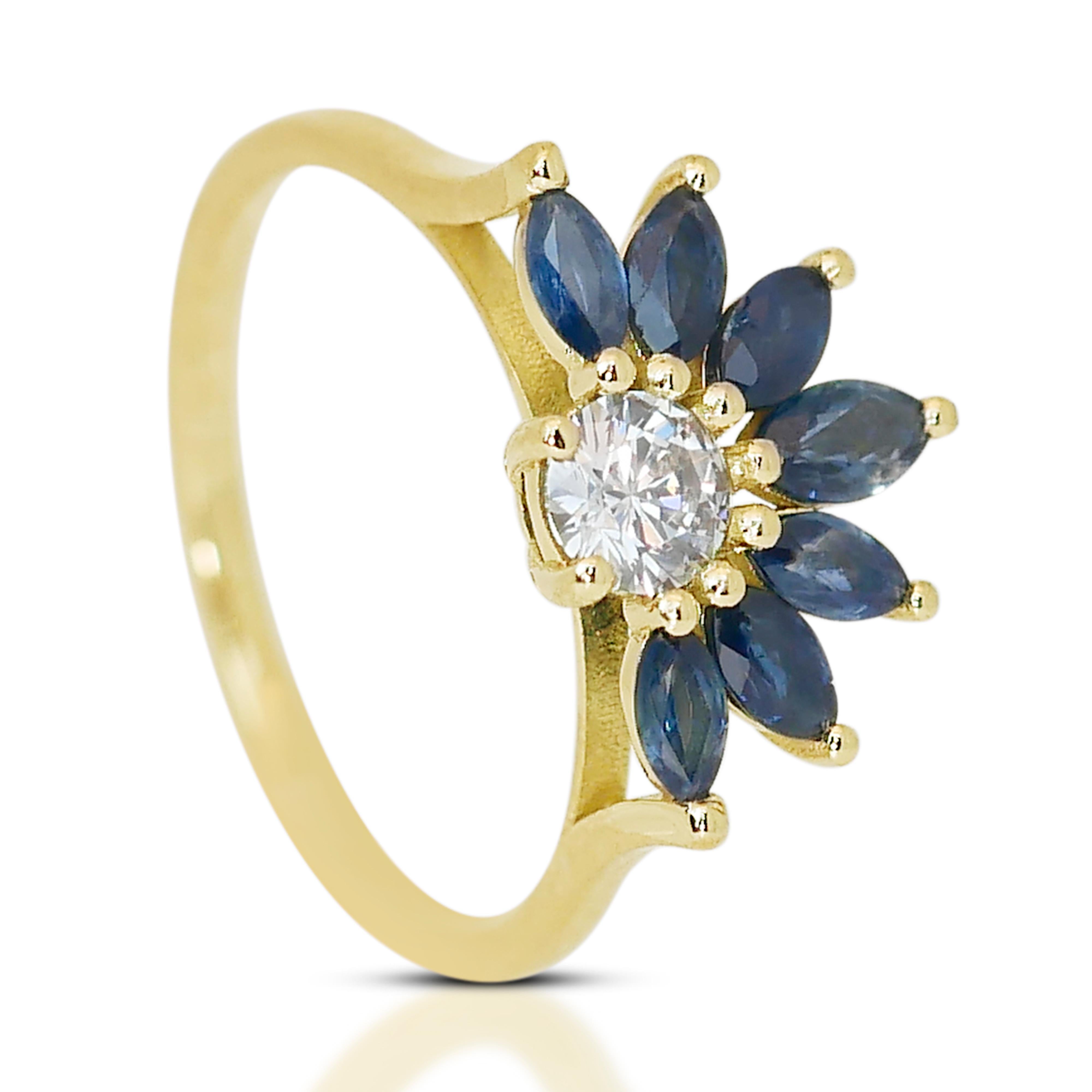 Enchanting 18K Yellow Gold Natural Diamond and Sapphire Ring w/1.40ct - IGI Cert For Sale 3