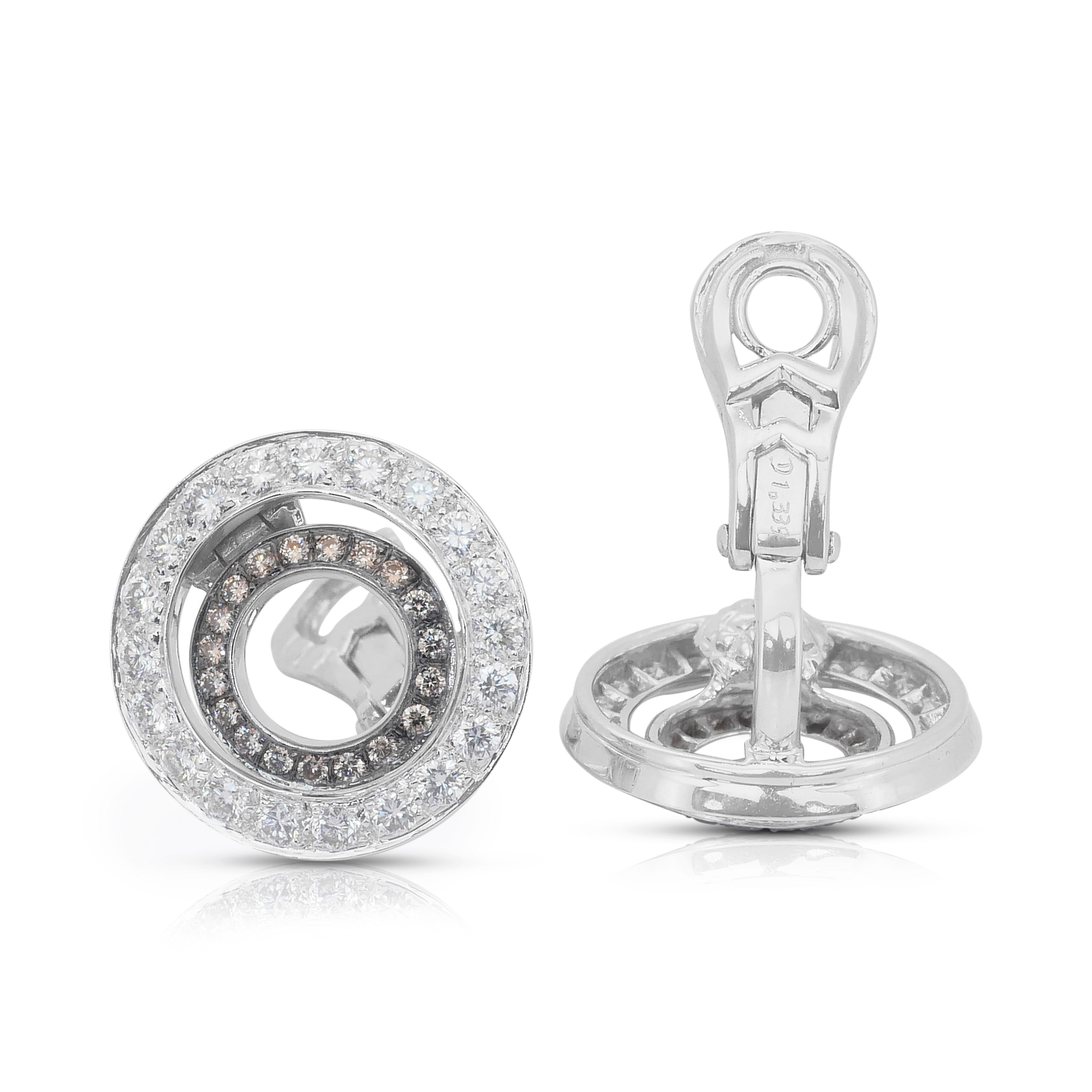 Orecchini con diamanti Luminous da 1,98ct in oro bianco 18k - certificati IGI in vendita 3