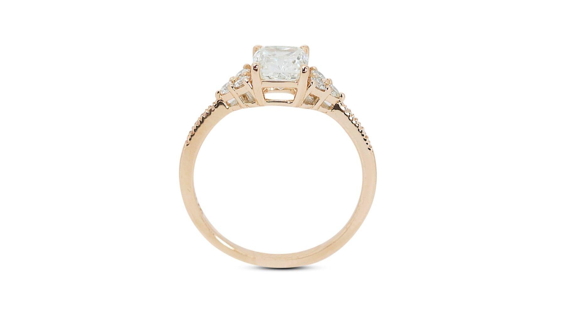 Luminous 1,98ct Diamanten Pave Ring in 18k Gelbgold - GIA zertifiziert im Angebot 2
