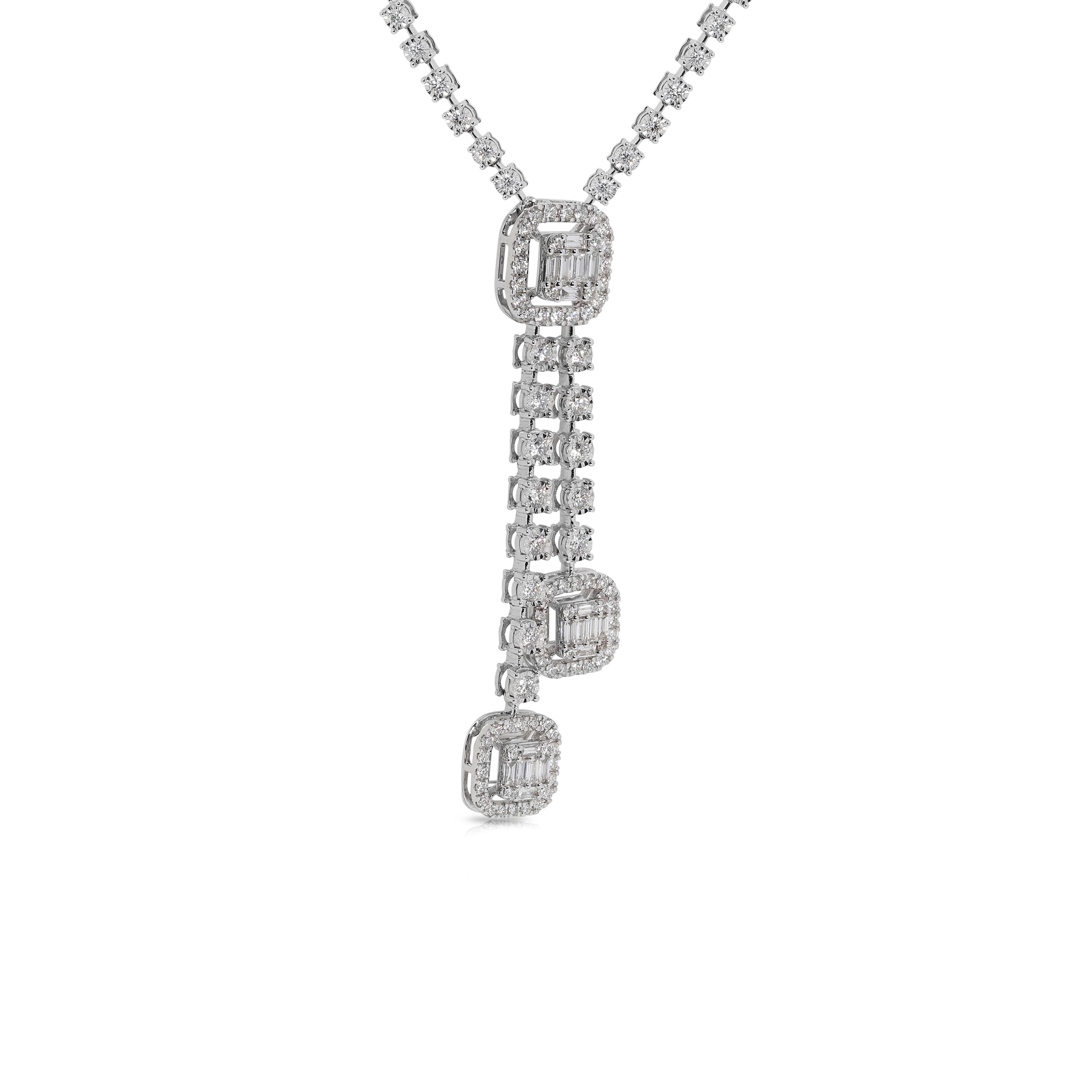 Luminous 2 Karat 11 Points Natürliche Diamant-Halskette aus 18 Karat Weißgold im Zustand „Hervorragend“ im Angebot in רמת גן, IL