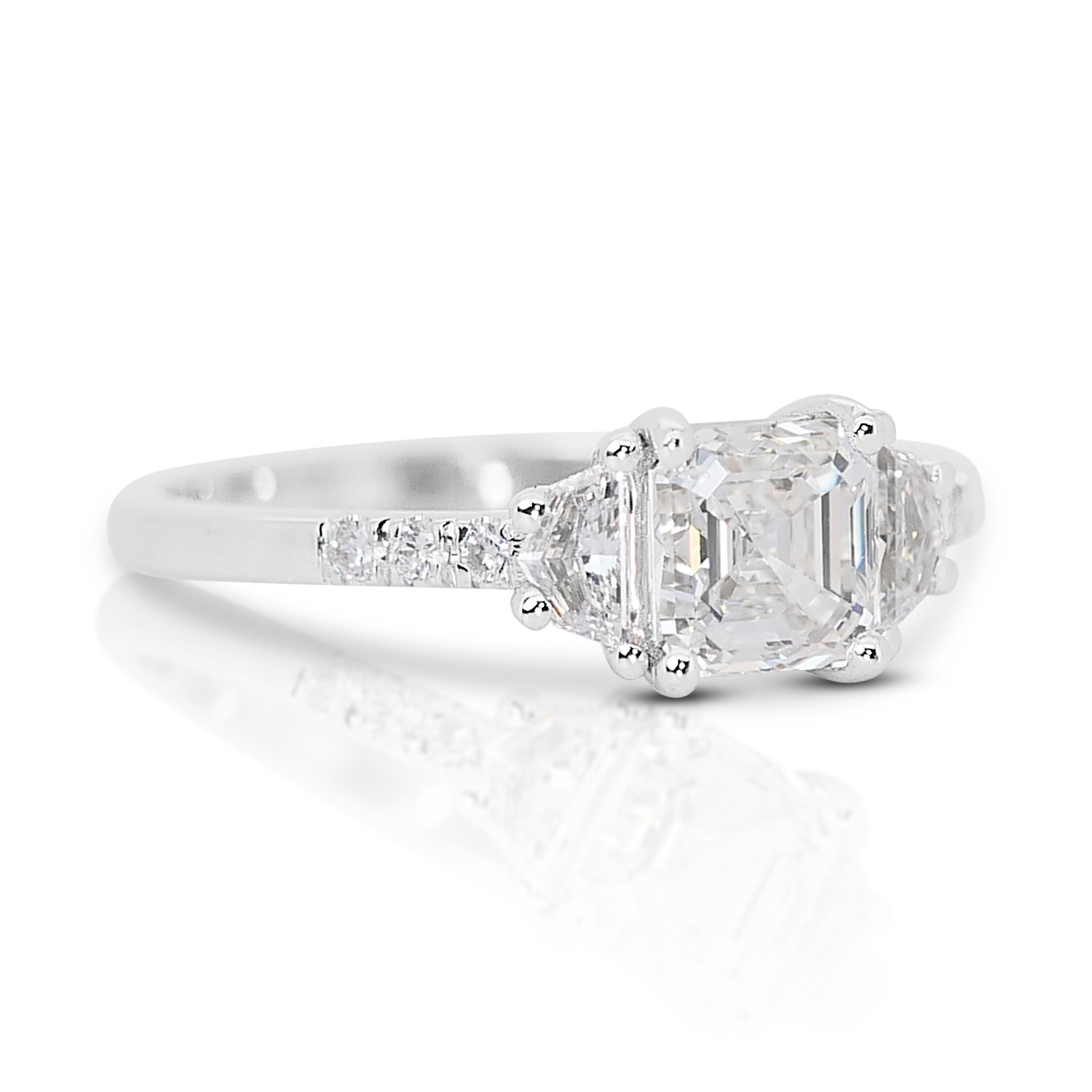 Luminous 2.01ct Diamonds 3-Stone Ring in 18k White Gold - GIA Certified

This luxurious 18k white gold 3-stone ring features a dazzling 2.01-carat square-cut diamond as the centerpiece. Flanked by two cadillac-cut diamonds totaling 0.48-carat, and