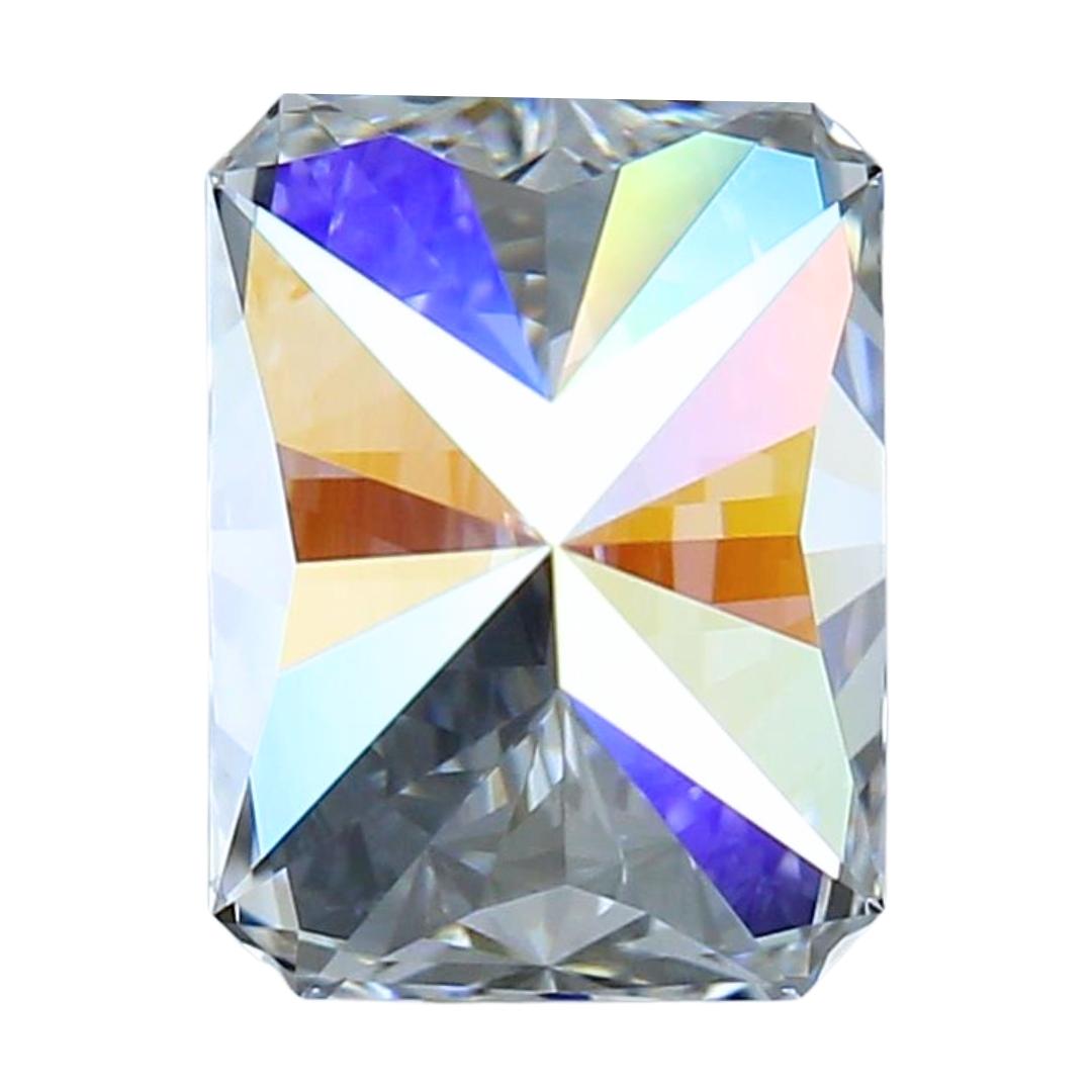 Women's Luminous 2.01ct Ideal Cut Natural Diamond - GIA Certified For Sale