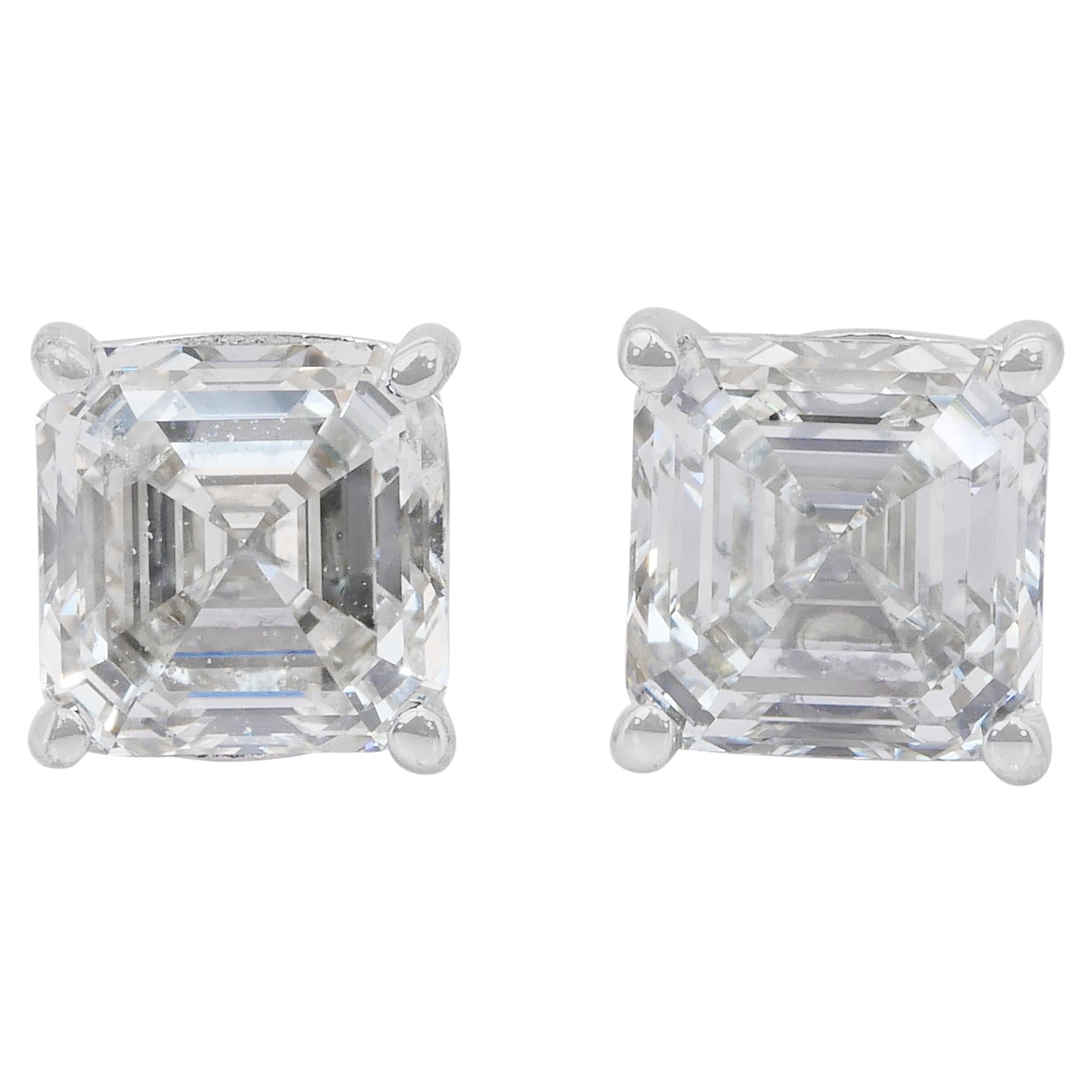 Luminous 2.03ct Diamonds Stud Earrings in 18k White Gold - IGI Certified