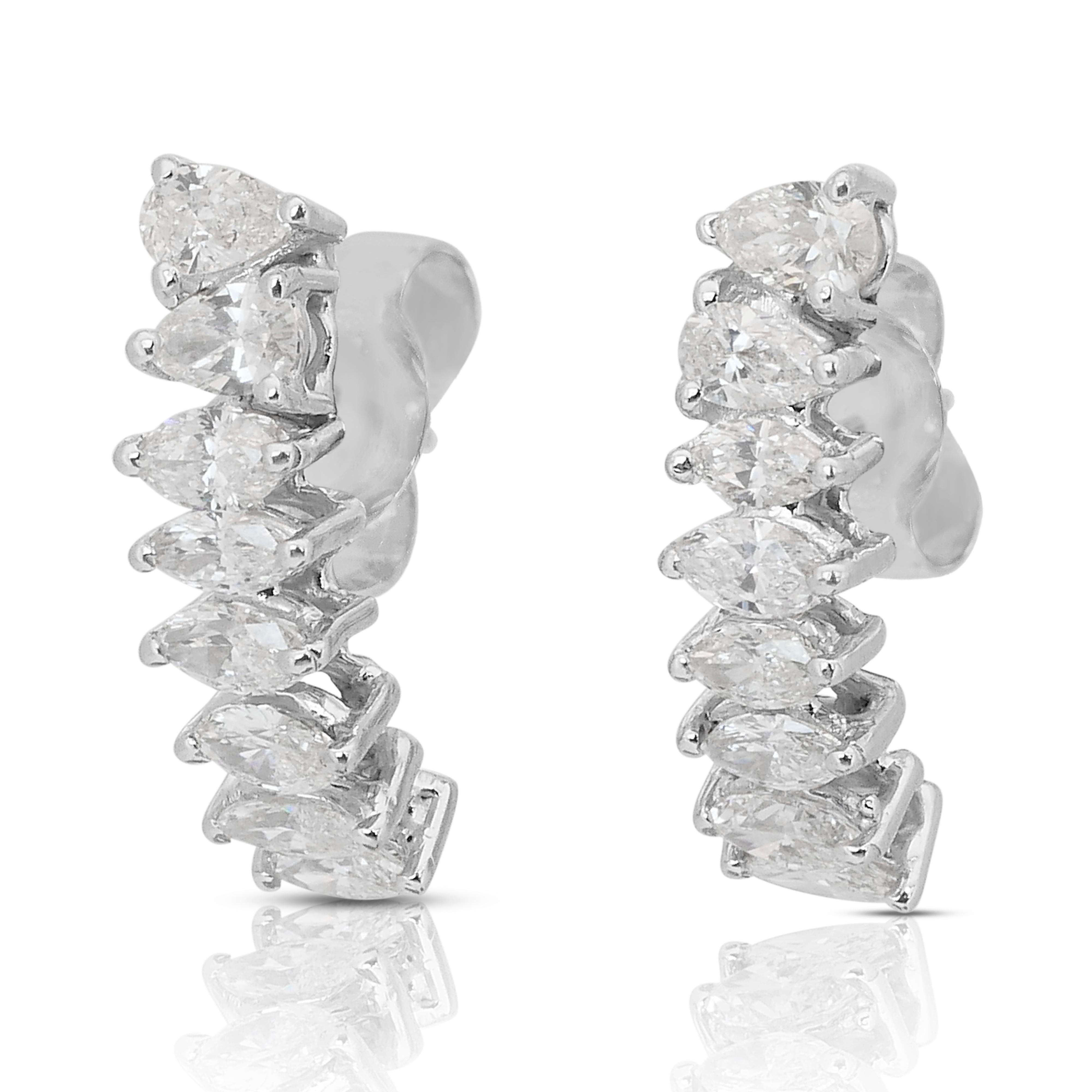 Orecchini con diamanti Luminous da 2,10 carati in oro bianco 18k - certificati IGI In condizioni Nuovo in vendita a רמת גן, IL