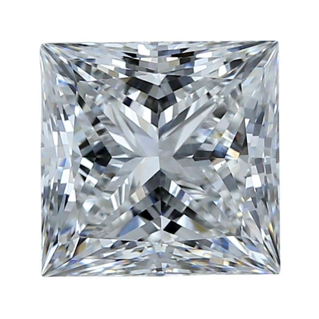 Diamant naturel lumineux de 2,20 carats de taille idéale, certifié GIA en vente 2