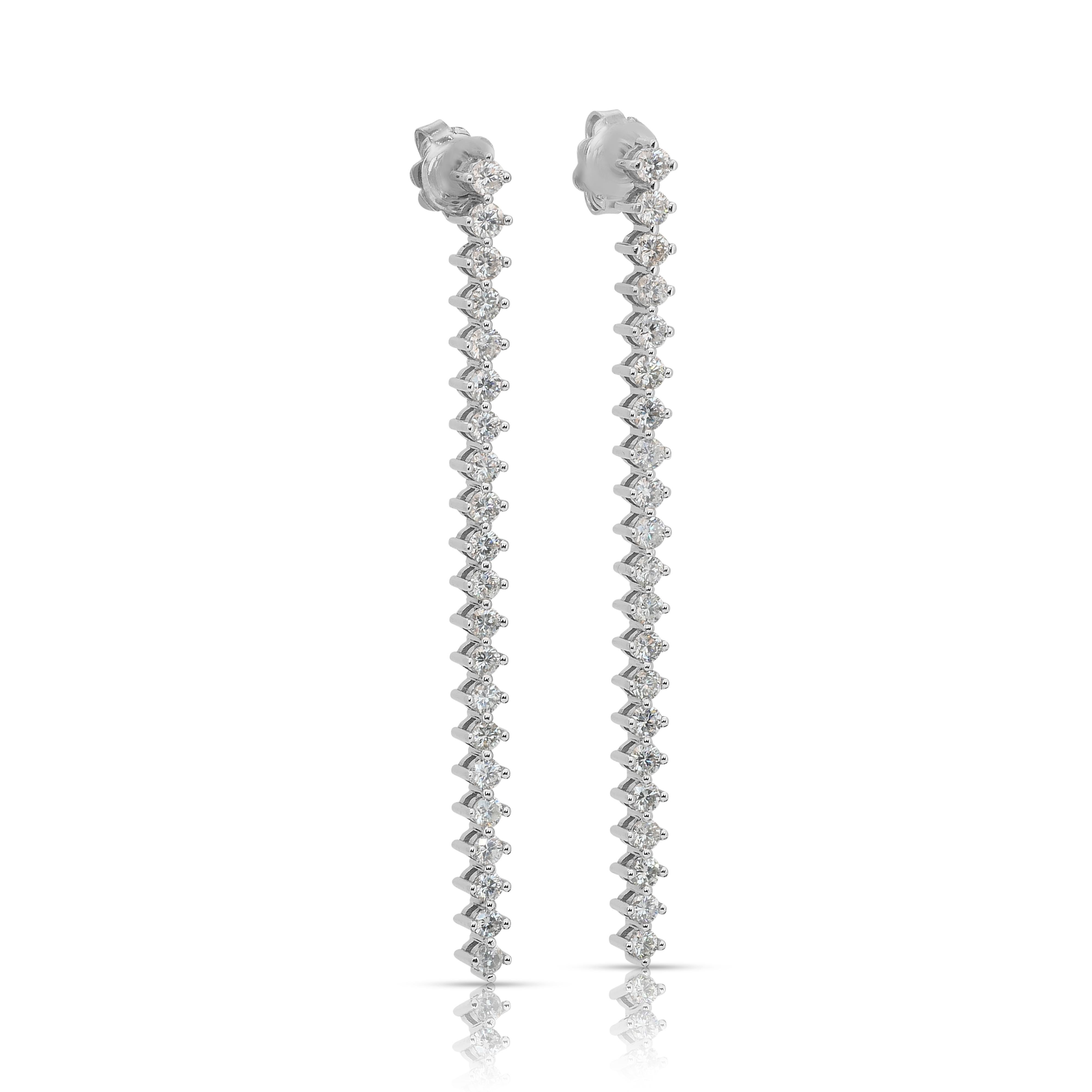 Round Cut Luminous 2.42ct Diamonds Drop Earrings in 18k White Gold - IGI Certified For Sale