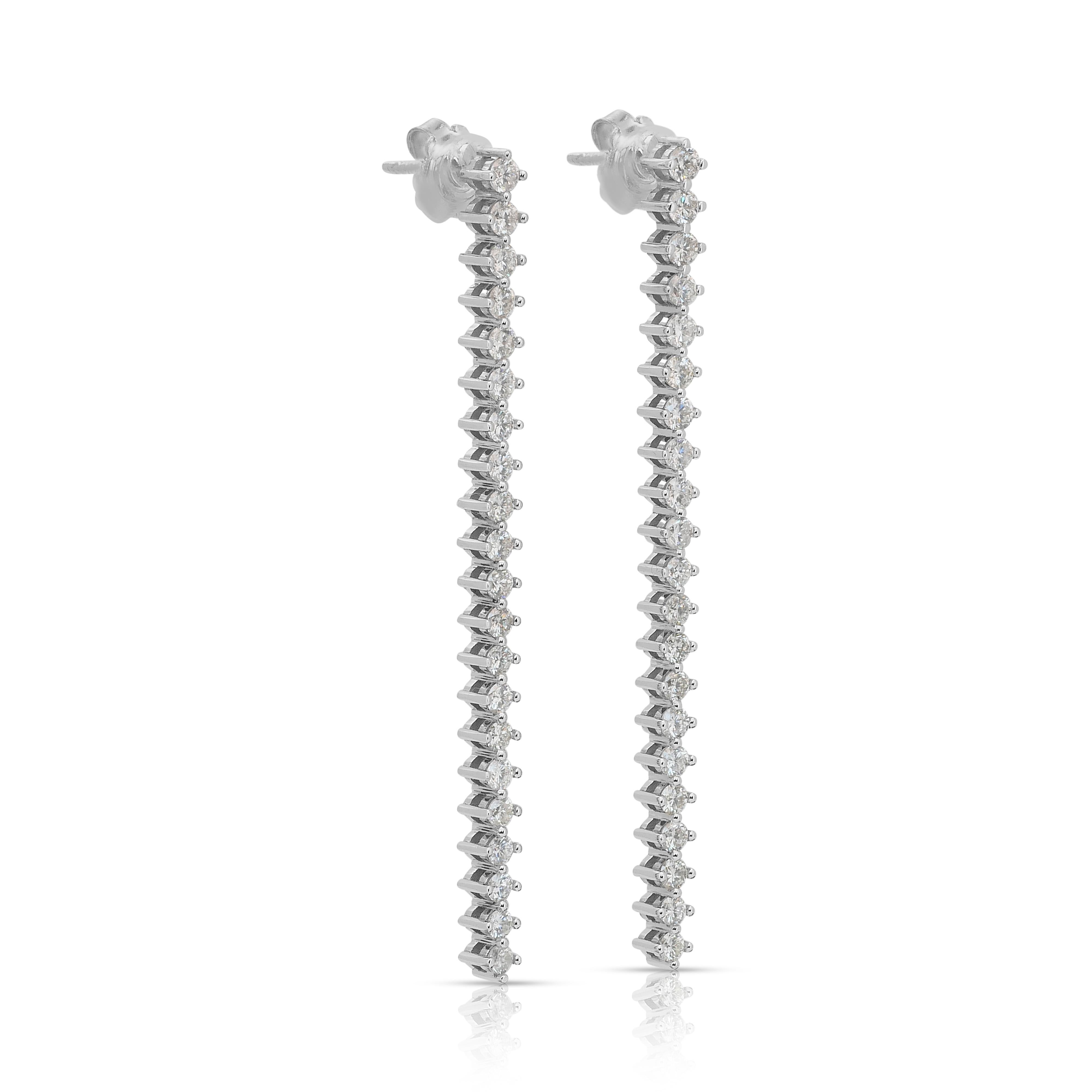 Women's Luminous 2.42ct Diamonds Drop Earrings in 18k White Gold - IGI Certified For Sale