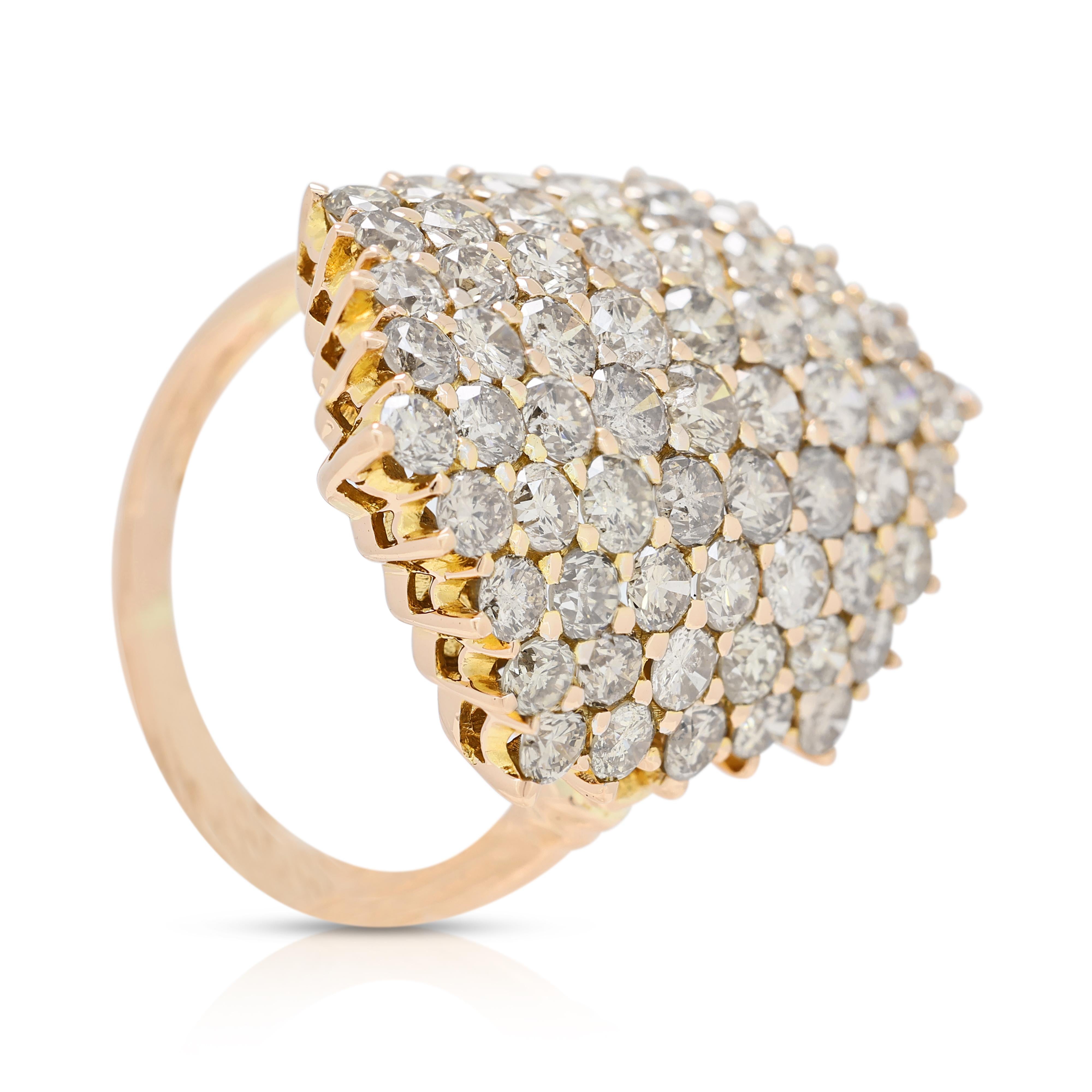 Luminous 2.44ct Champagne Diamond Ring in 18K Yellow Gold In Excellent Condition In רמת גן, IL