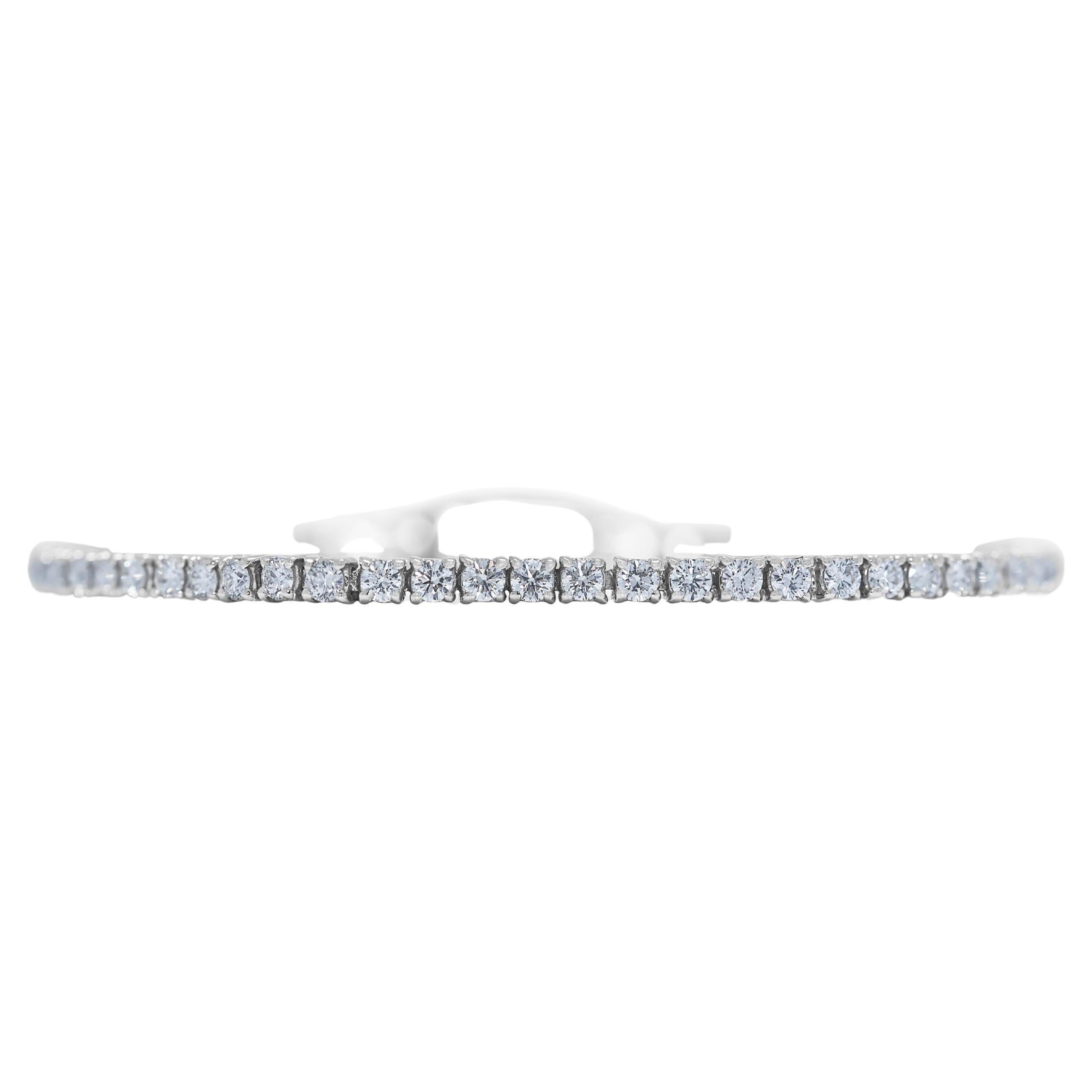 Bracciale tennis con diamanti Luminous da 2,49 carati in oro bianco 18 carati in vendita