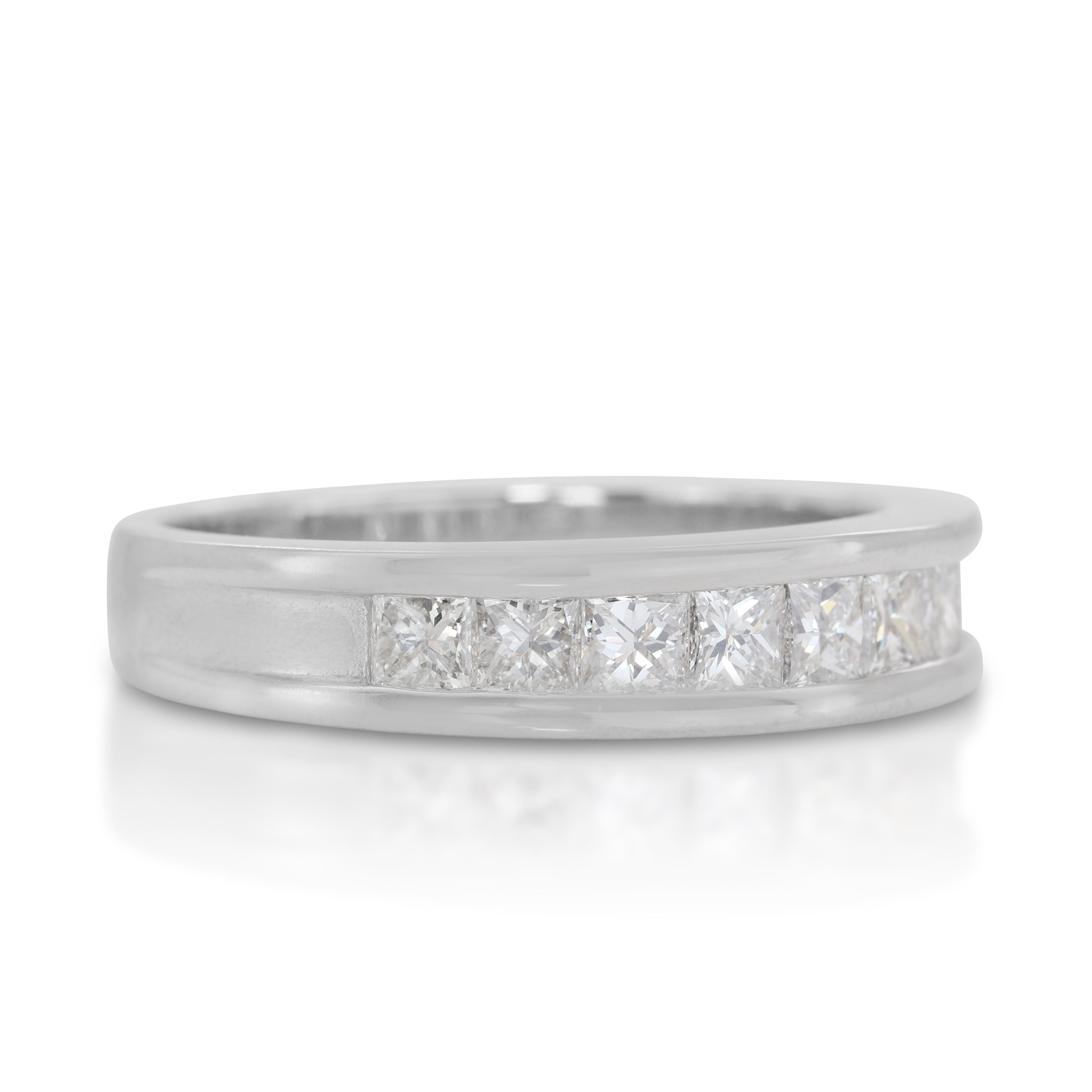 Luminous 3.03 ct Princess Cut Diamond Pave Ring in Platinum - IGI Certified

Featuring 20 princess-cut diamonds that collectively weigh 3.03-carat, this ring is a testament to enduring beauty and craftsmanship. Crafted from the finest platinum,