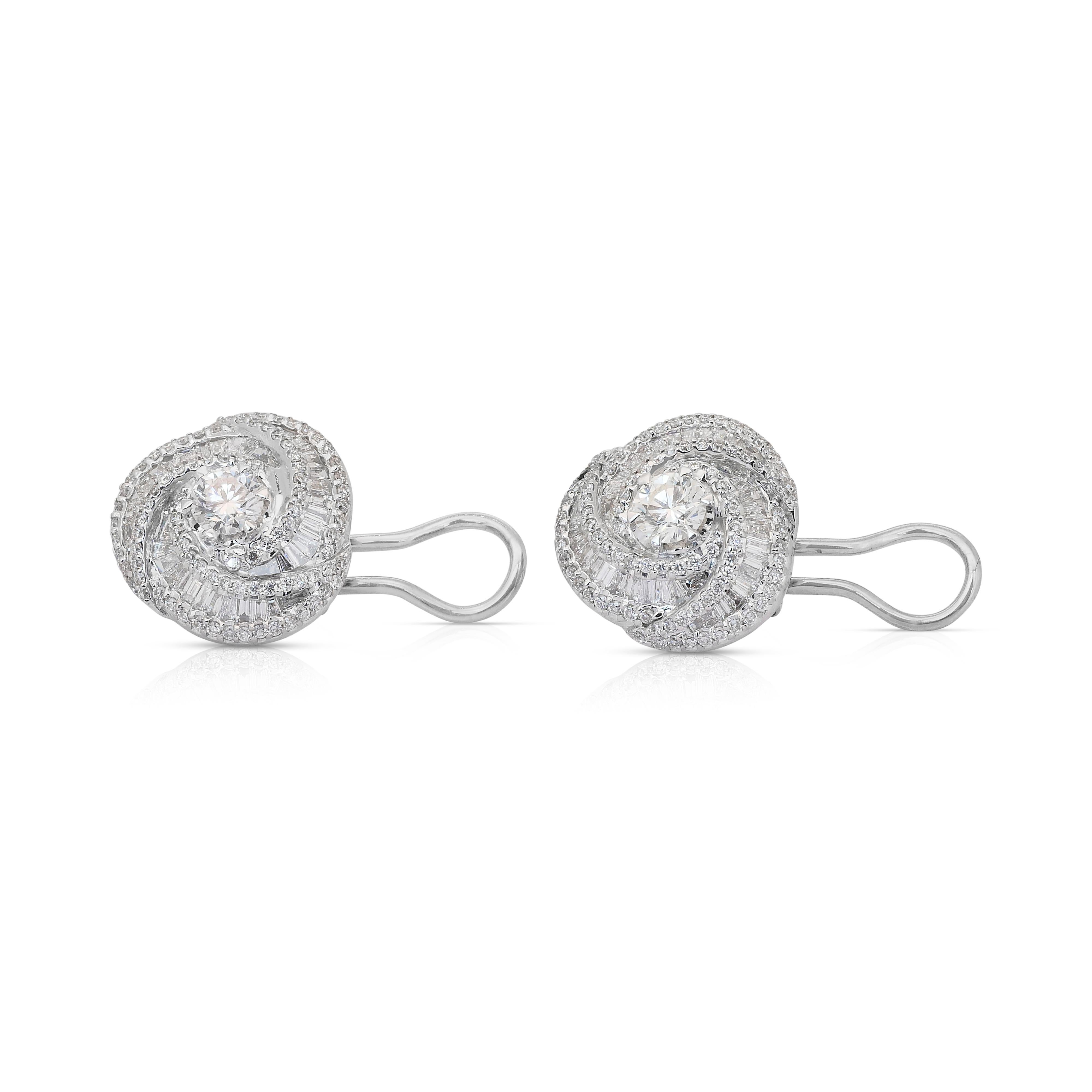 Boucles d'oreilles Luminous 3.67ct Diamonds in 18k White Gold - IGI Certified en vente 4