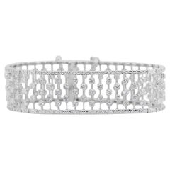 Luminous 5.73ct Diamonds Bangle in 18k White Gold - IGI Certified