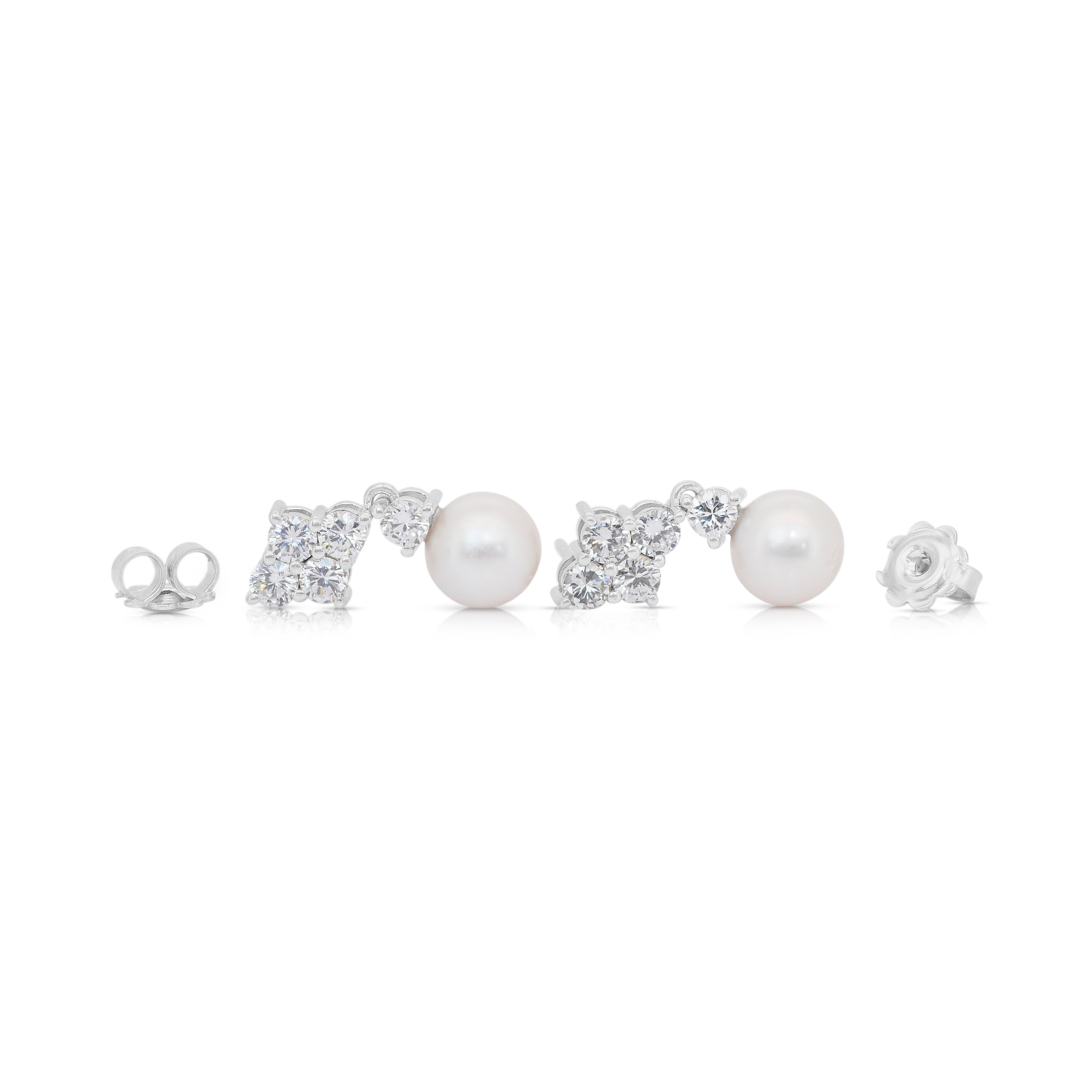 Luminous 6.79ct Fresh Water Cultured Pearls and Diamonds Drop Earrings (Pendants d'oreilles en perles de culture d'eau douce et diamants) en vente 4