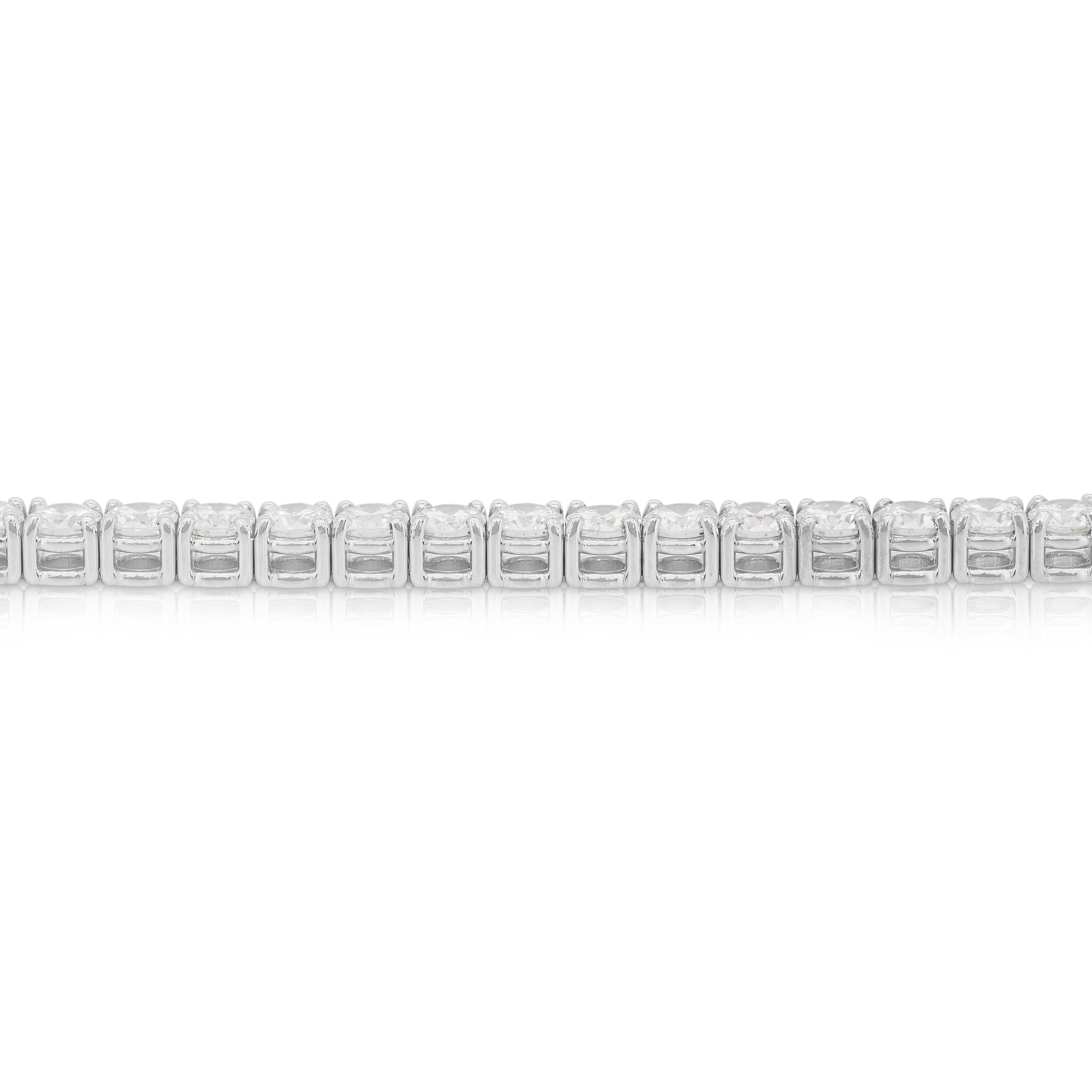 Luminous 9.18ct Diamonds Tennis Bracelet in 18k White Gold - IGI Certified en venta 2