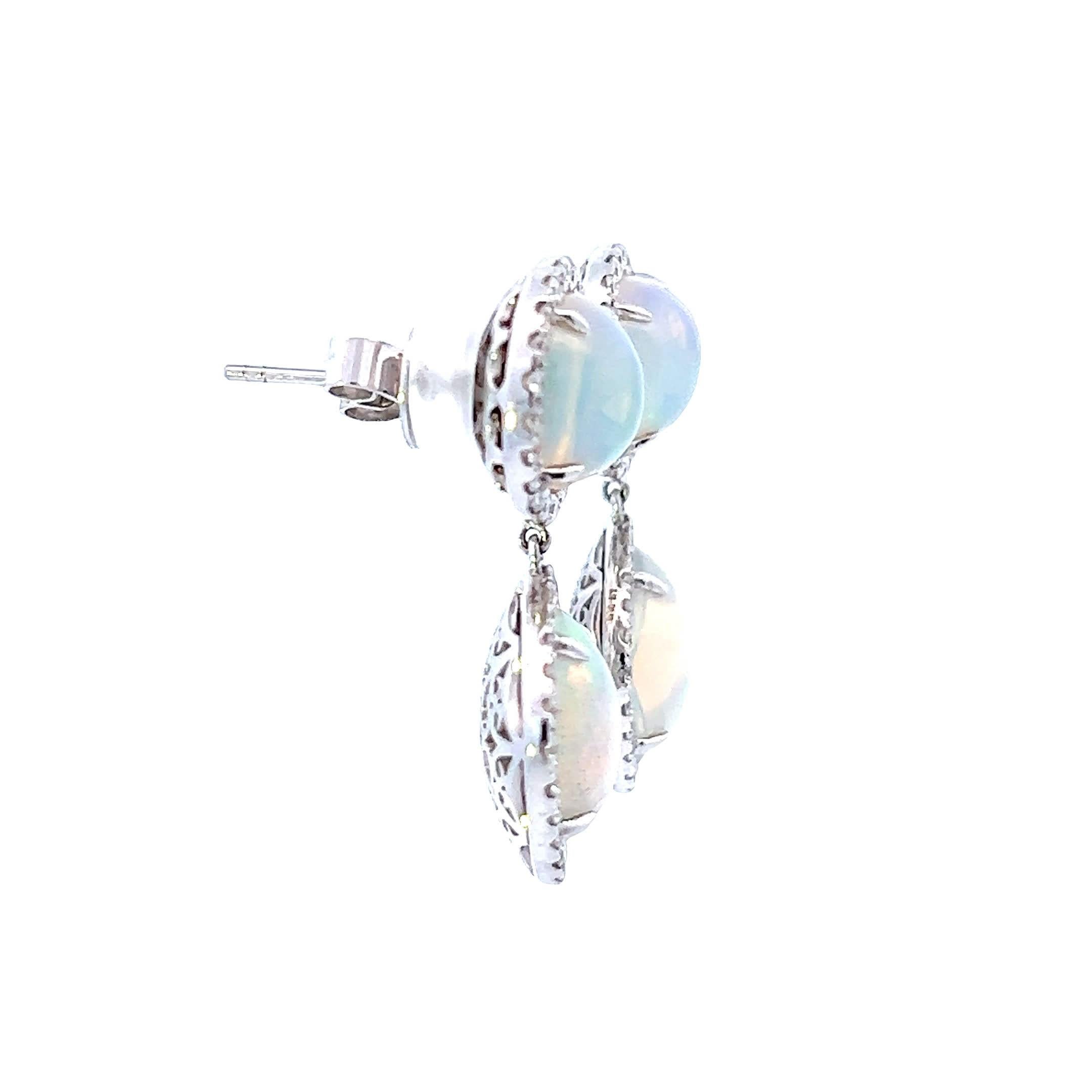 Gemme luminose: opalite e diamante In condizioni Nuovo in vendita a Great Neck Plaza, NY
