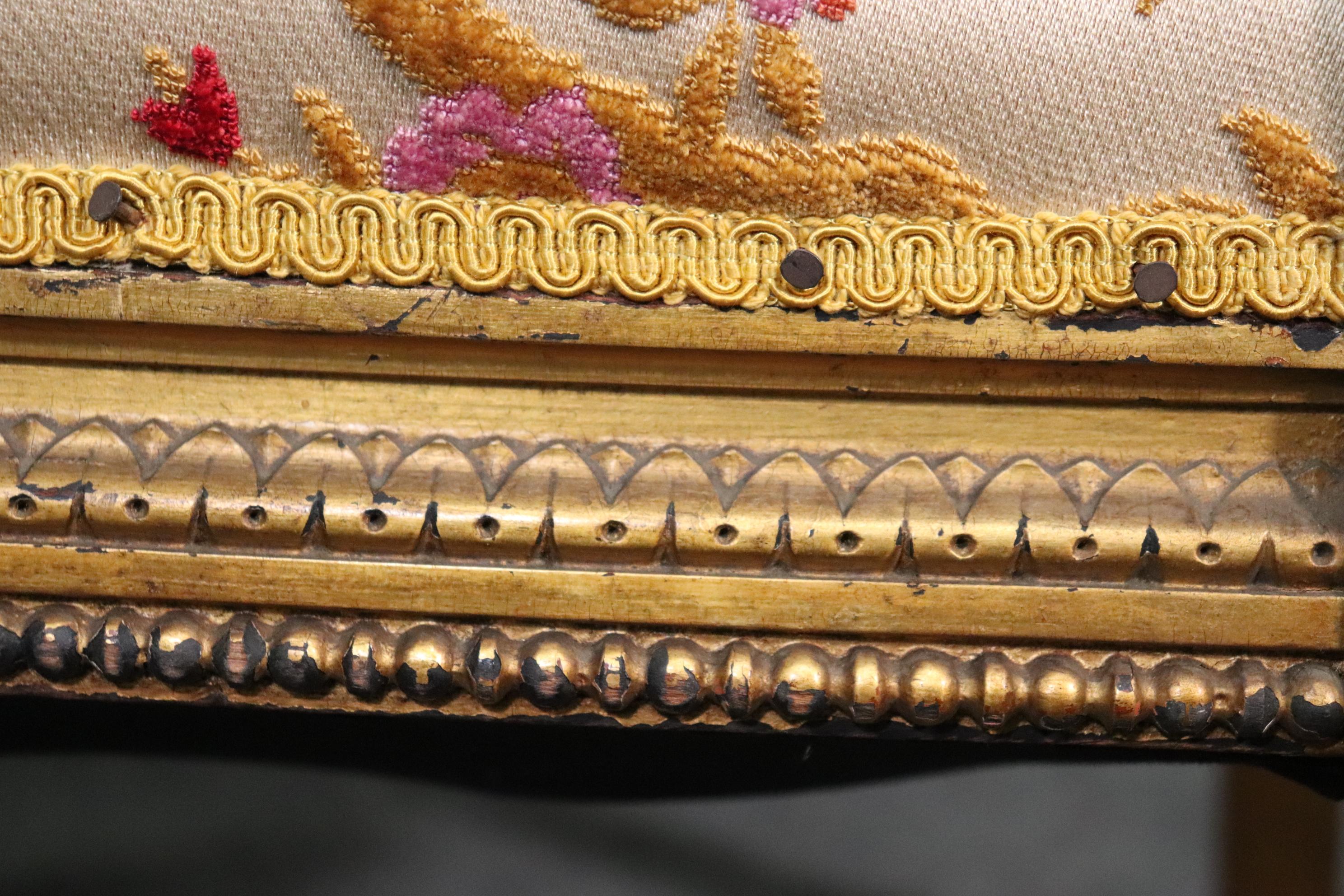 Fauteuil lumineux doré de style royal Louis XVI en vente 12