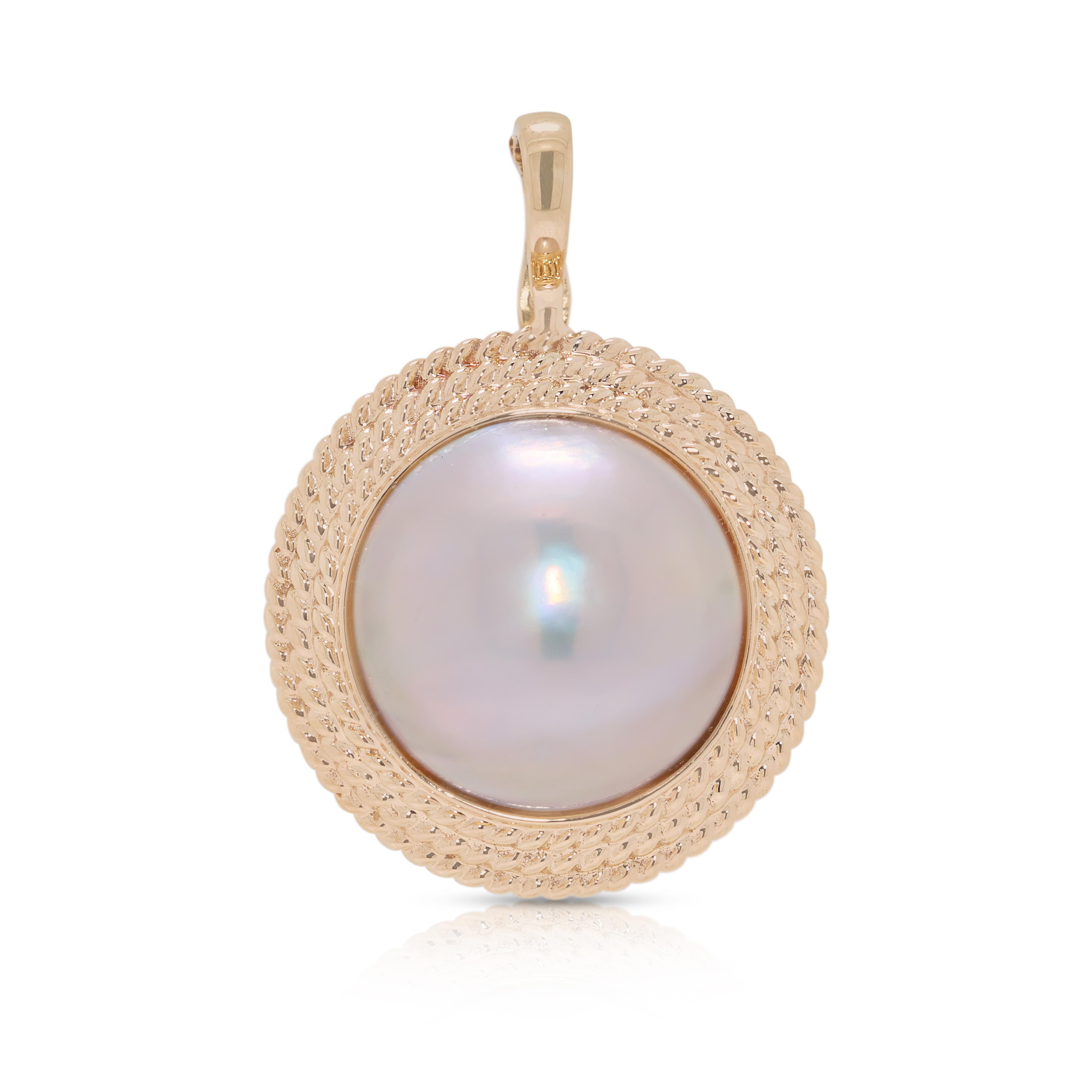Luminöser Mabe Perlenanhänger aus 14K Gelbgold (nur Anhänger) im Angebot 2