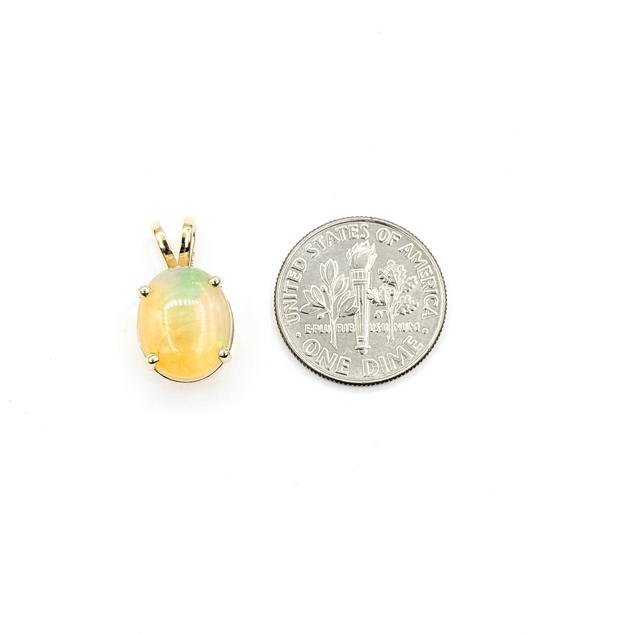 Pendentif Luminous Opal en or jaune 14k Pour femmes en vente