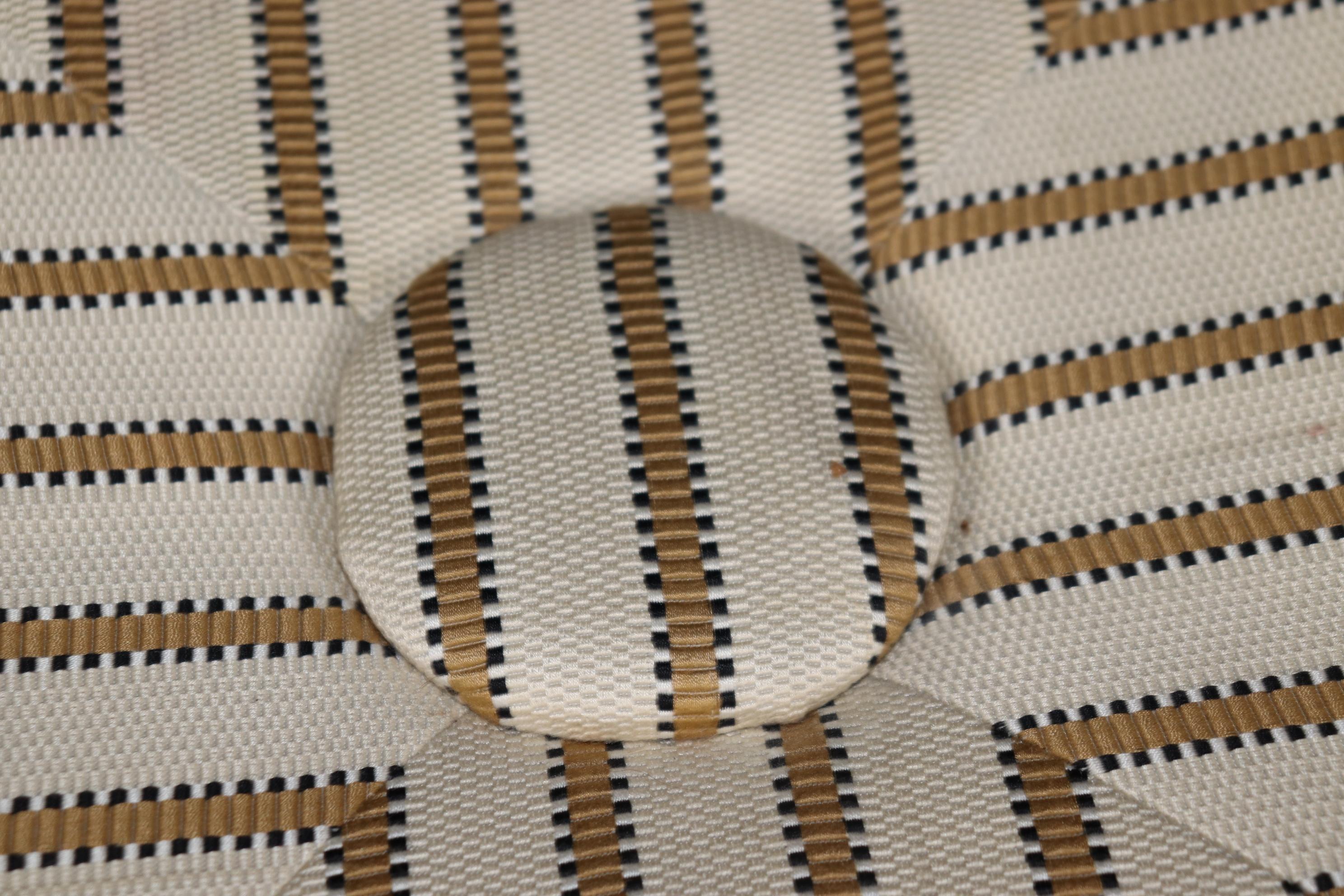Sgabello in legno dorato con corda e nappe, luminoso e d'epoca, in stile Hollywood Regency. in vendita 4