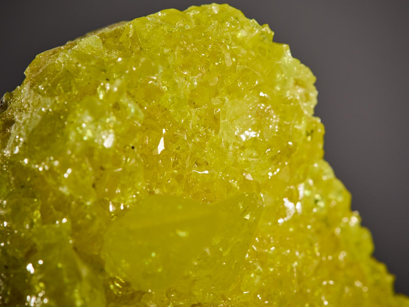 Zolfo giallo luminoso in vendita 5