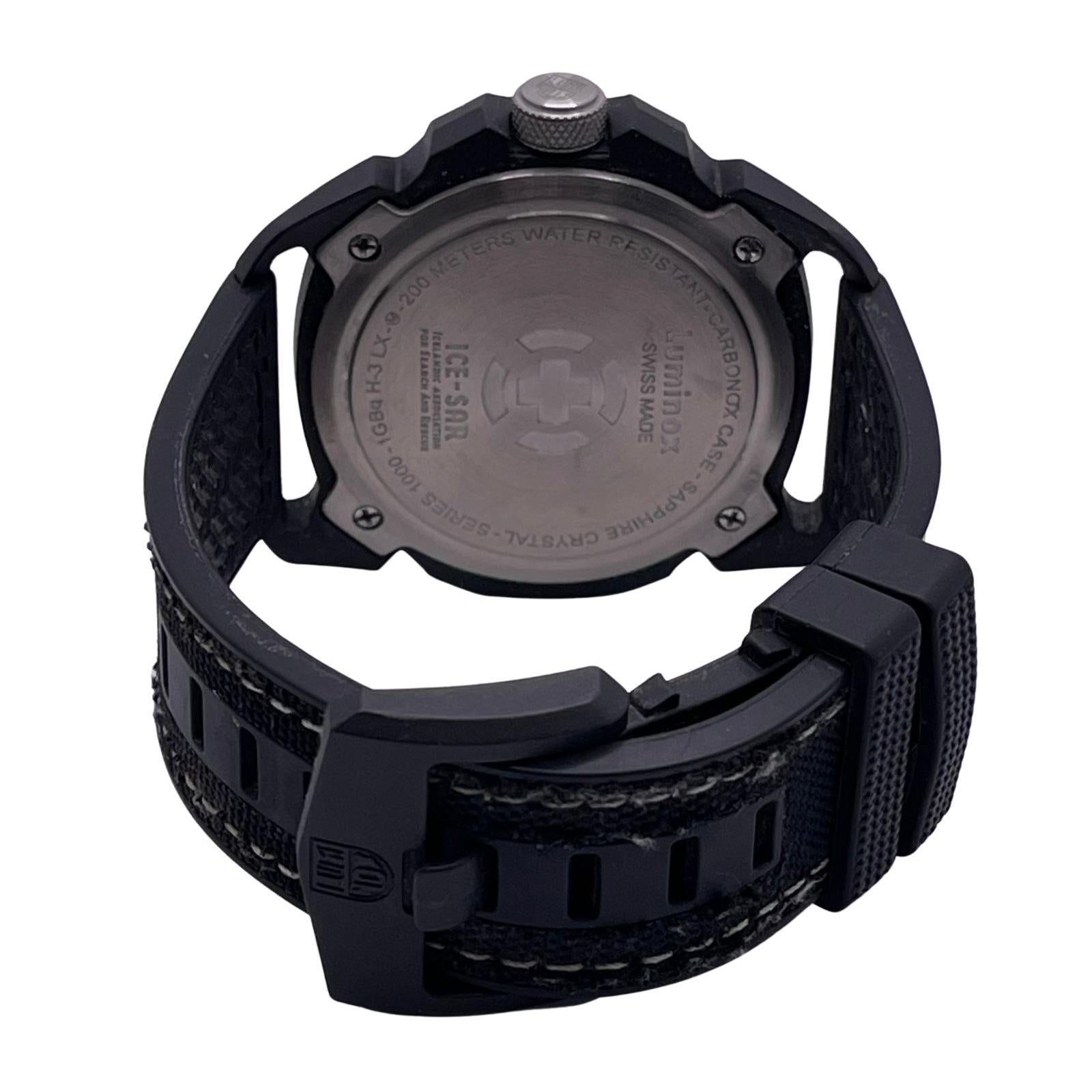 Luminox Ice-Sar Arctic 1000 Series 46mm White Dial Quartz Mens Watch XL.1007 In Excellent Condition In New York, NY